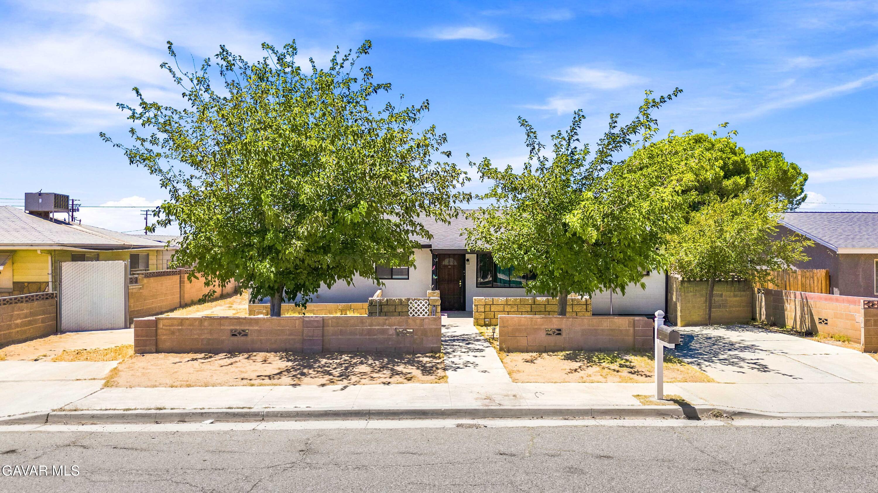 12591 Daisy Street — photo