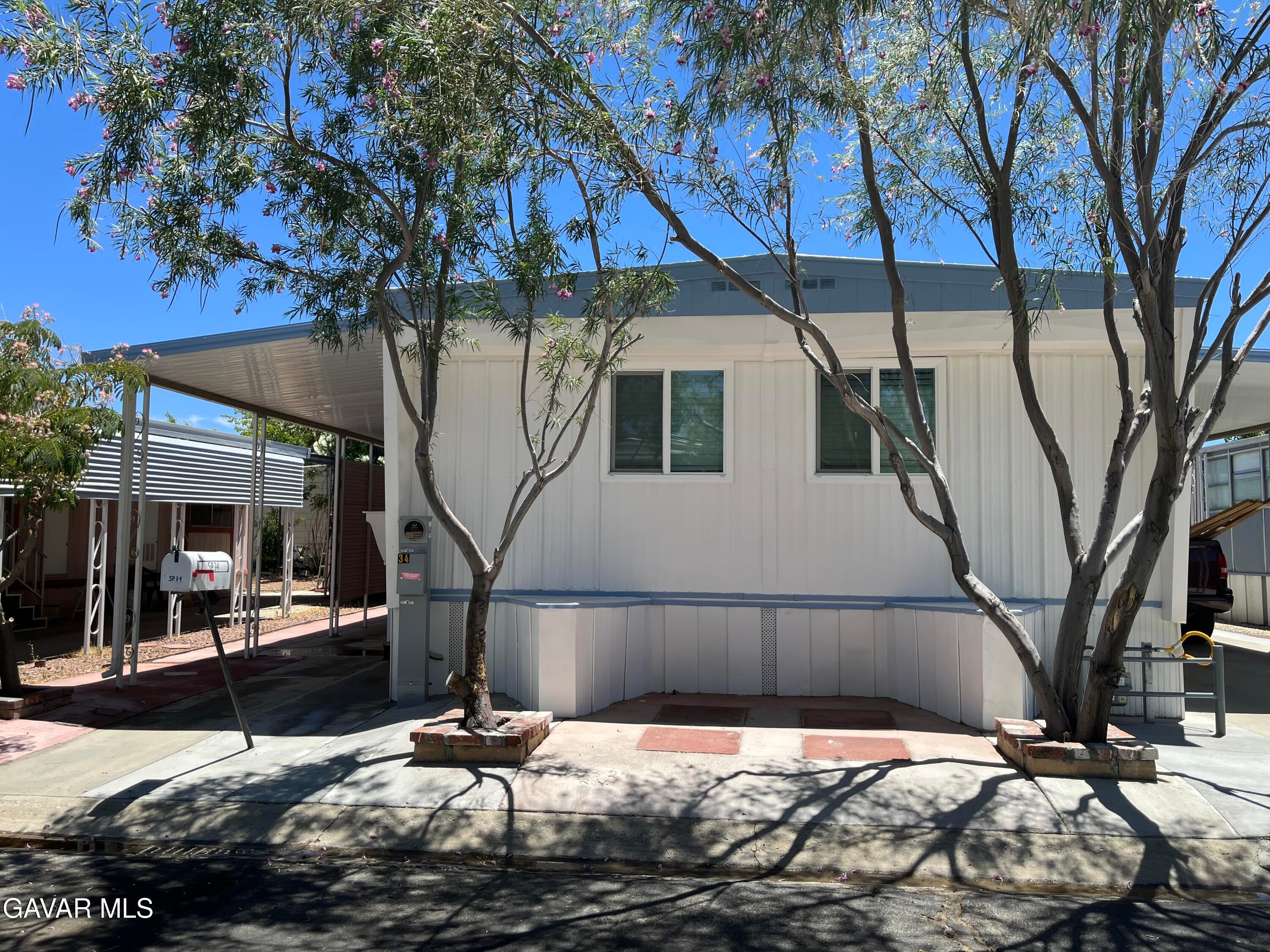 2550 E Avenue I 34 — photo