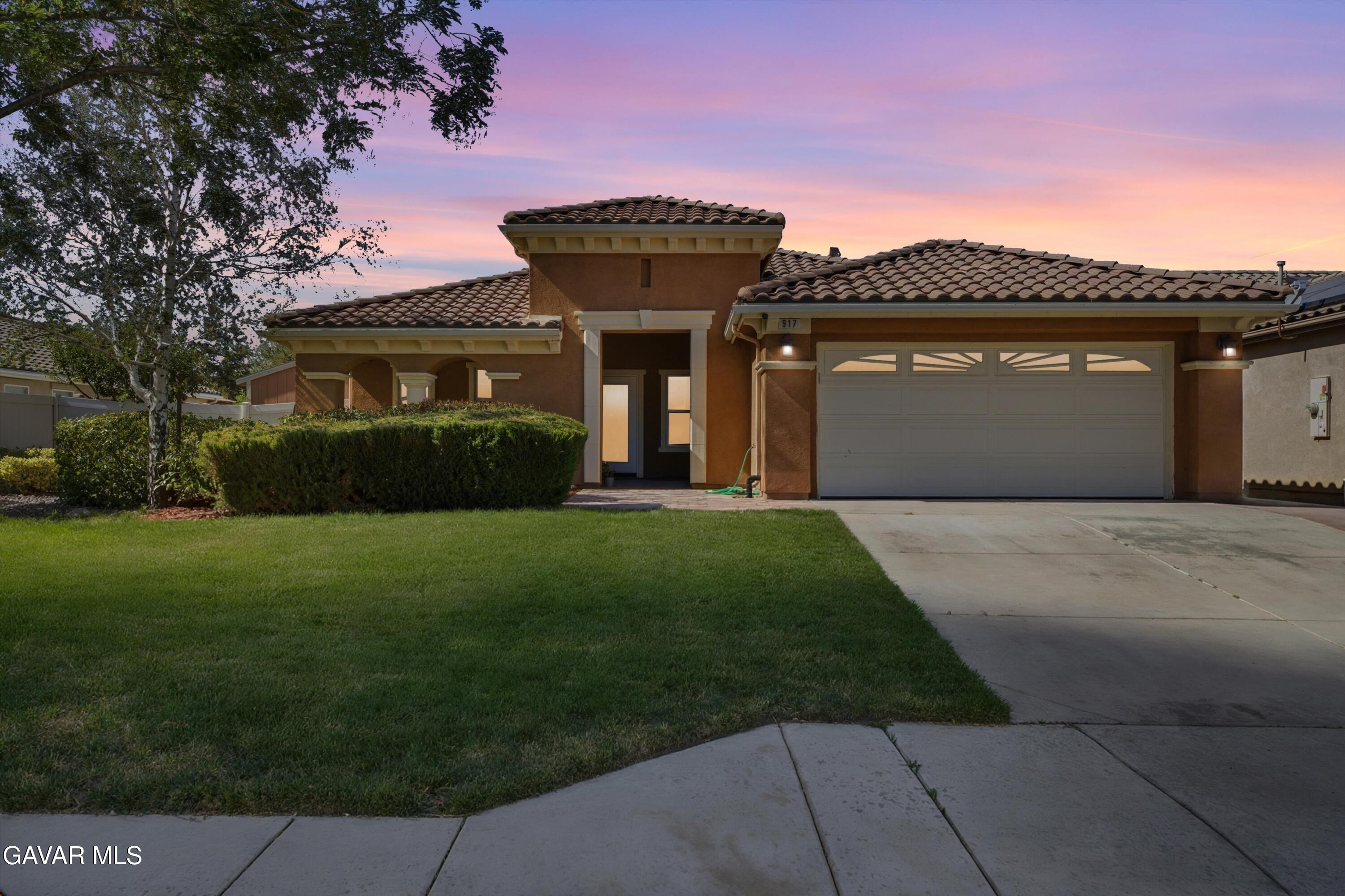 917 Laura Lane — photo