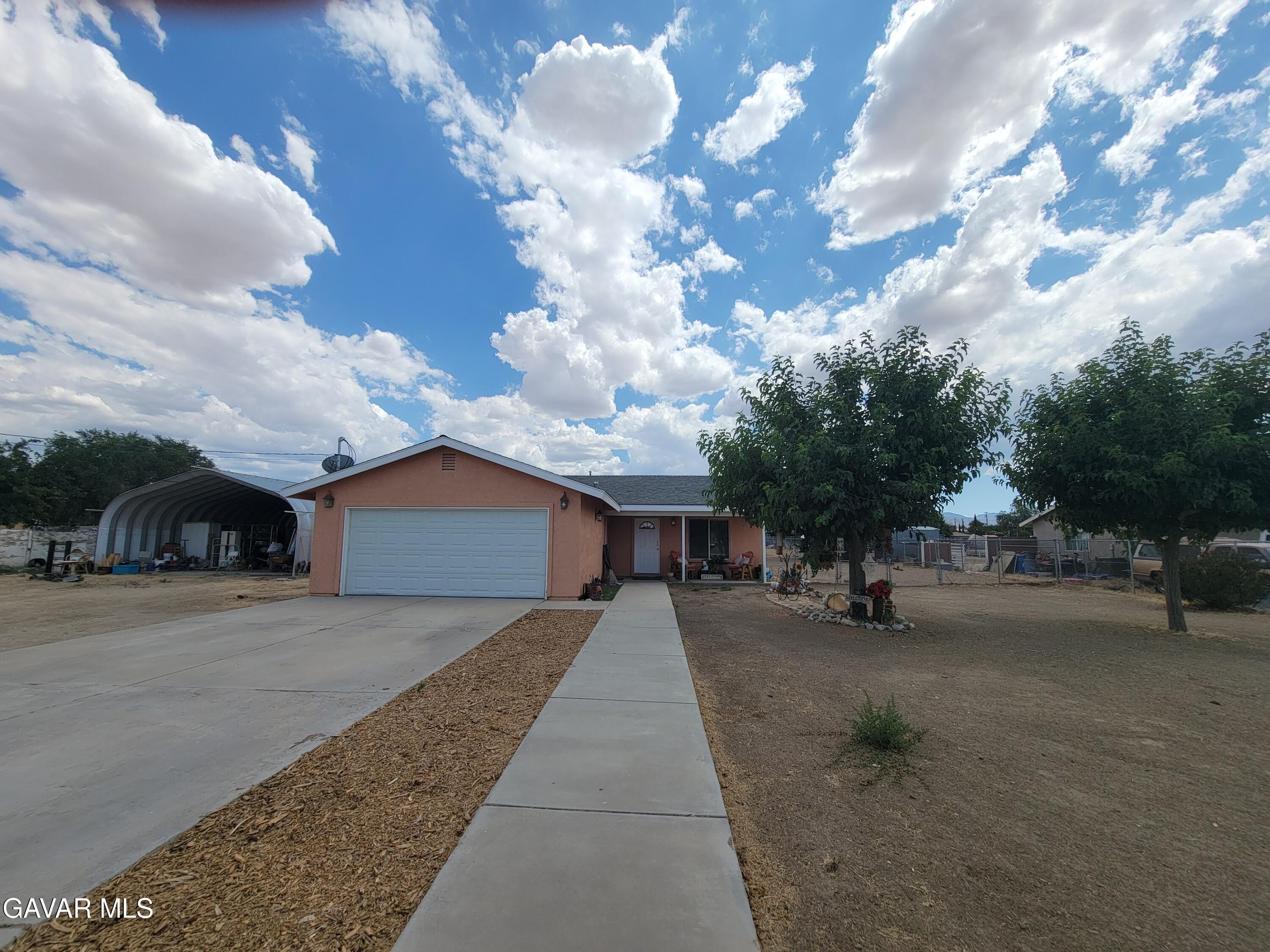 10216 E Avenue R 10 — photo