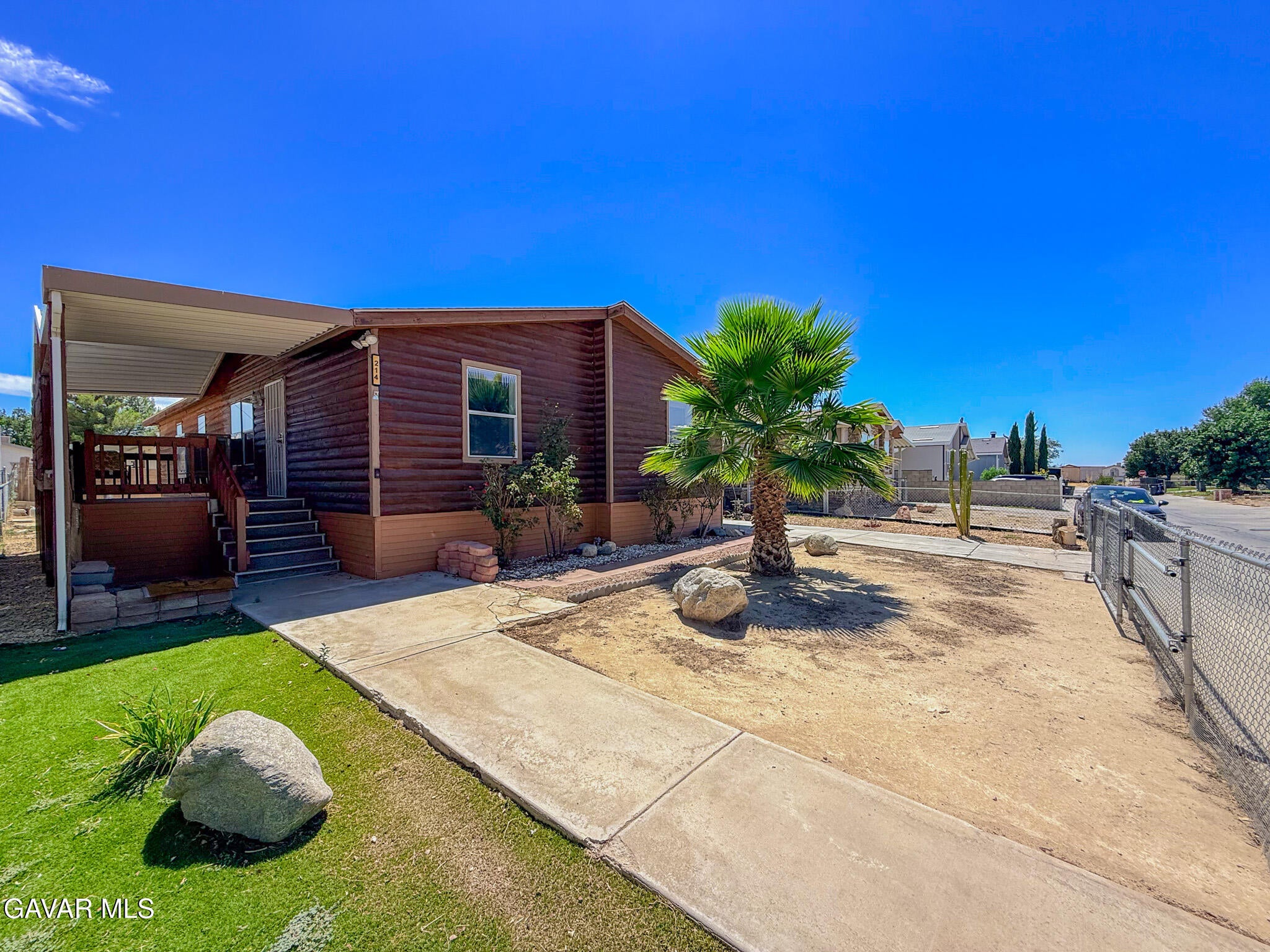 45465 E 25th Spc 214 — photo