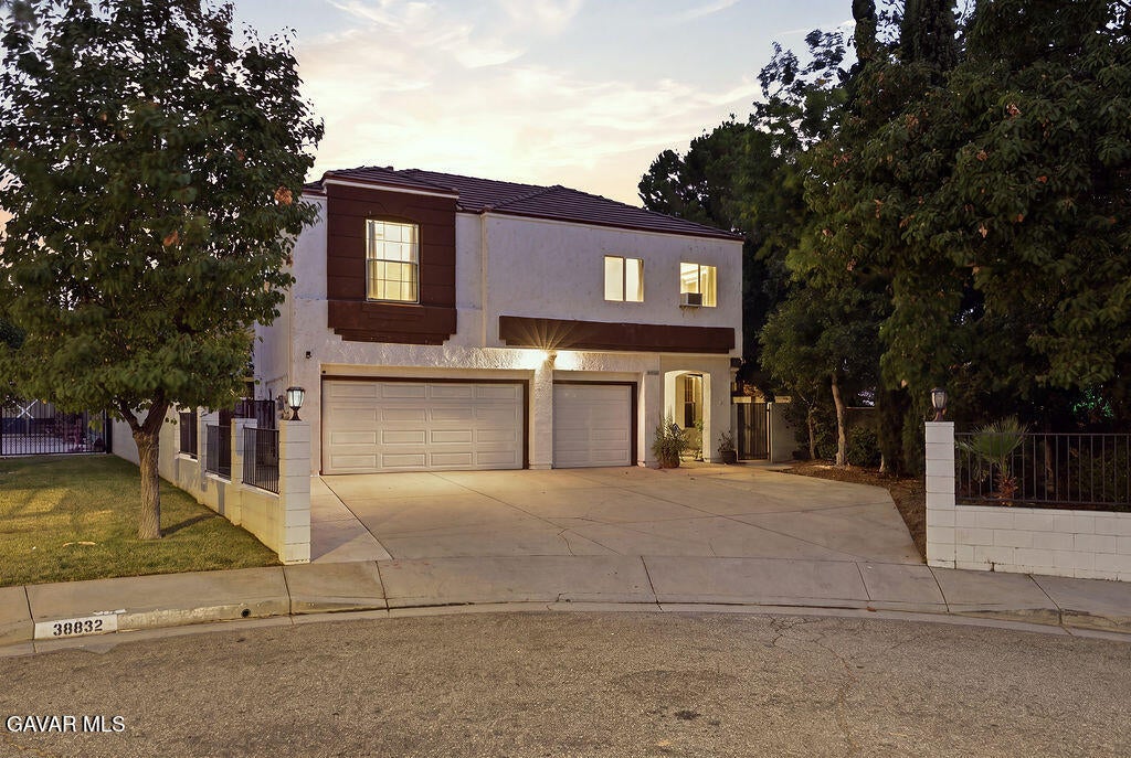 38833 Fruitridge Court — photo
