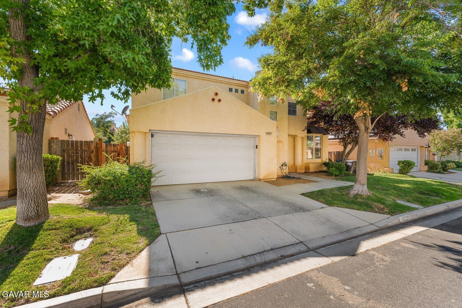 40201 La Cota — photo