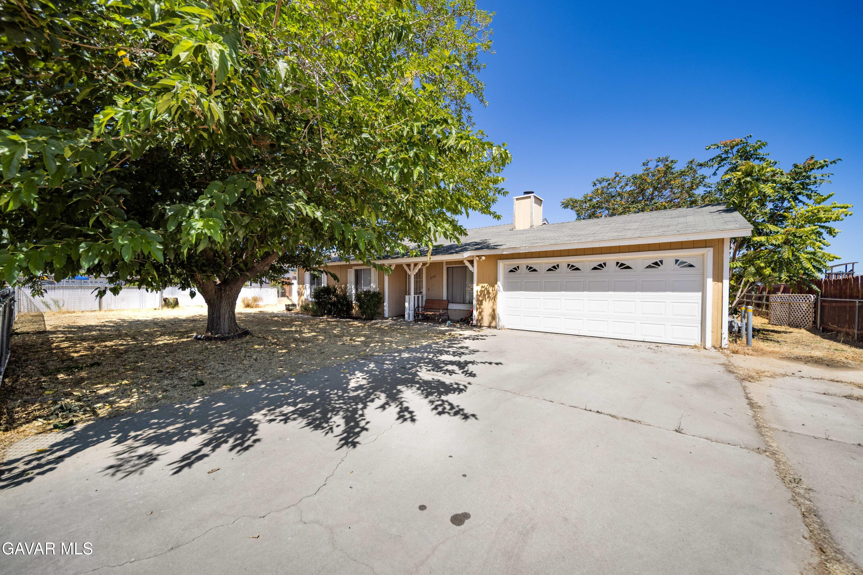 21511 San Gabriel Drive — photo