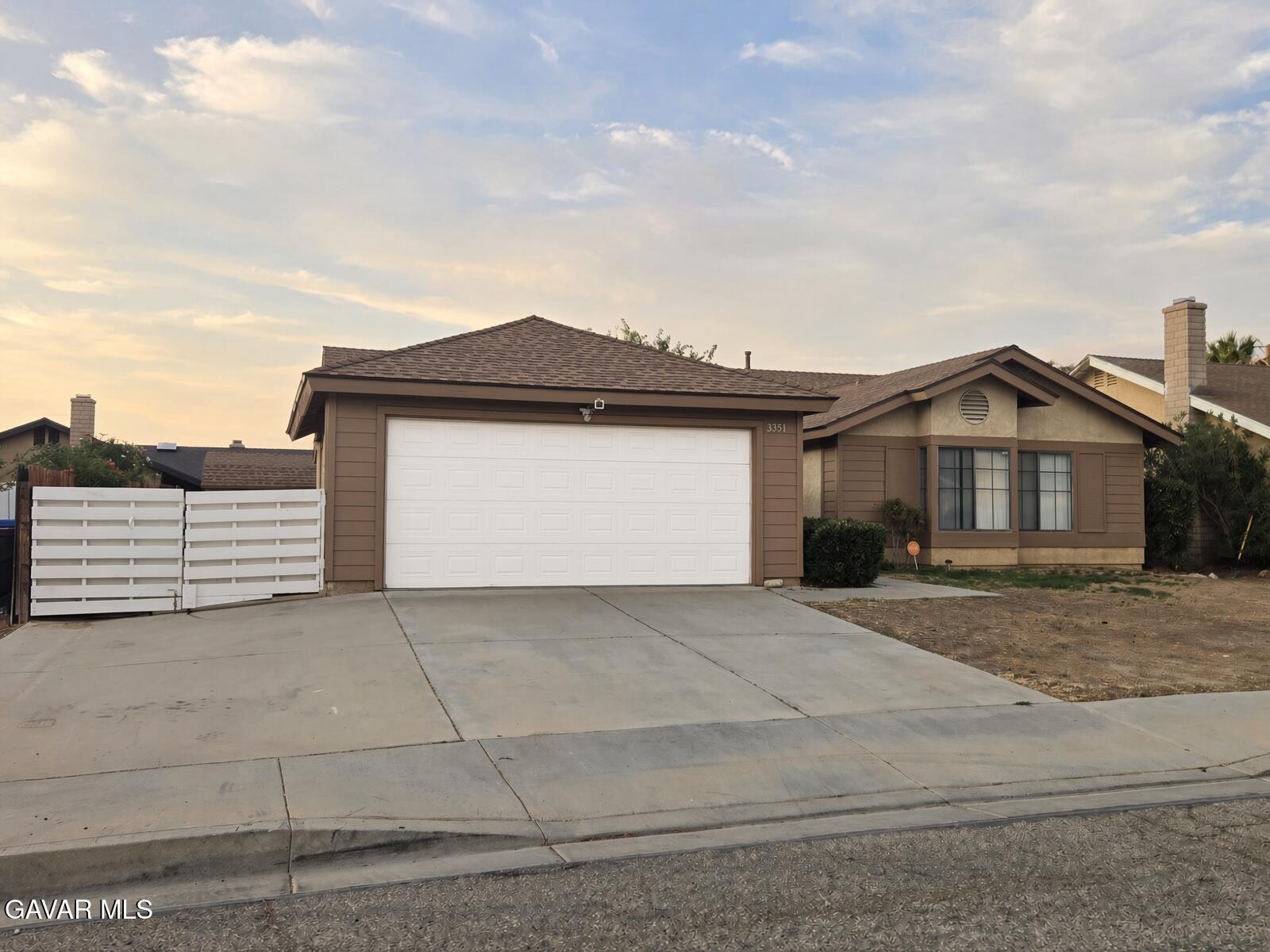3851 Triton Drive — photo