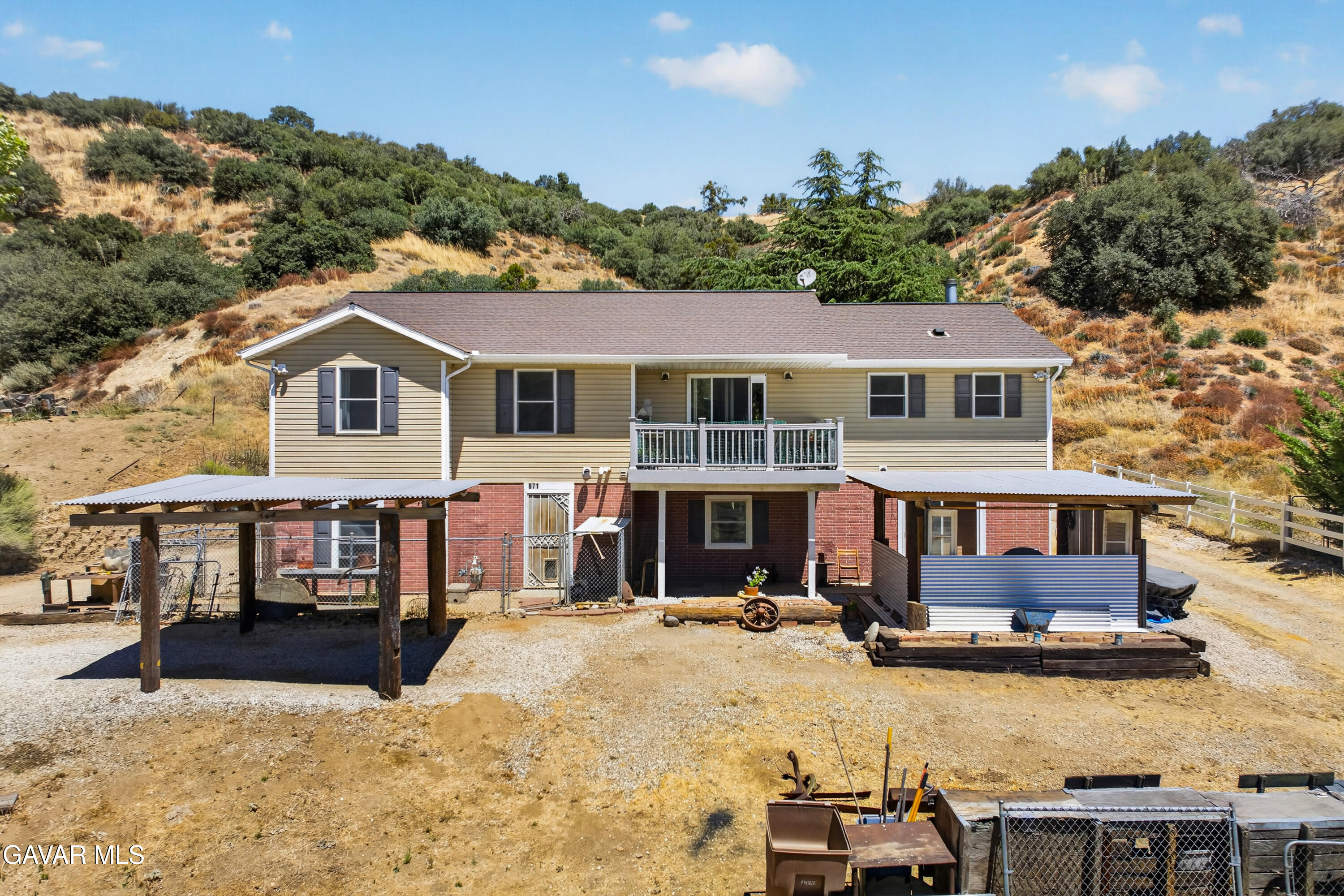 871 Lebec Road — photo