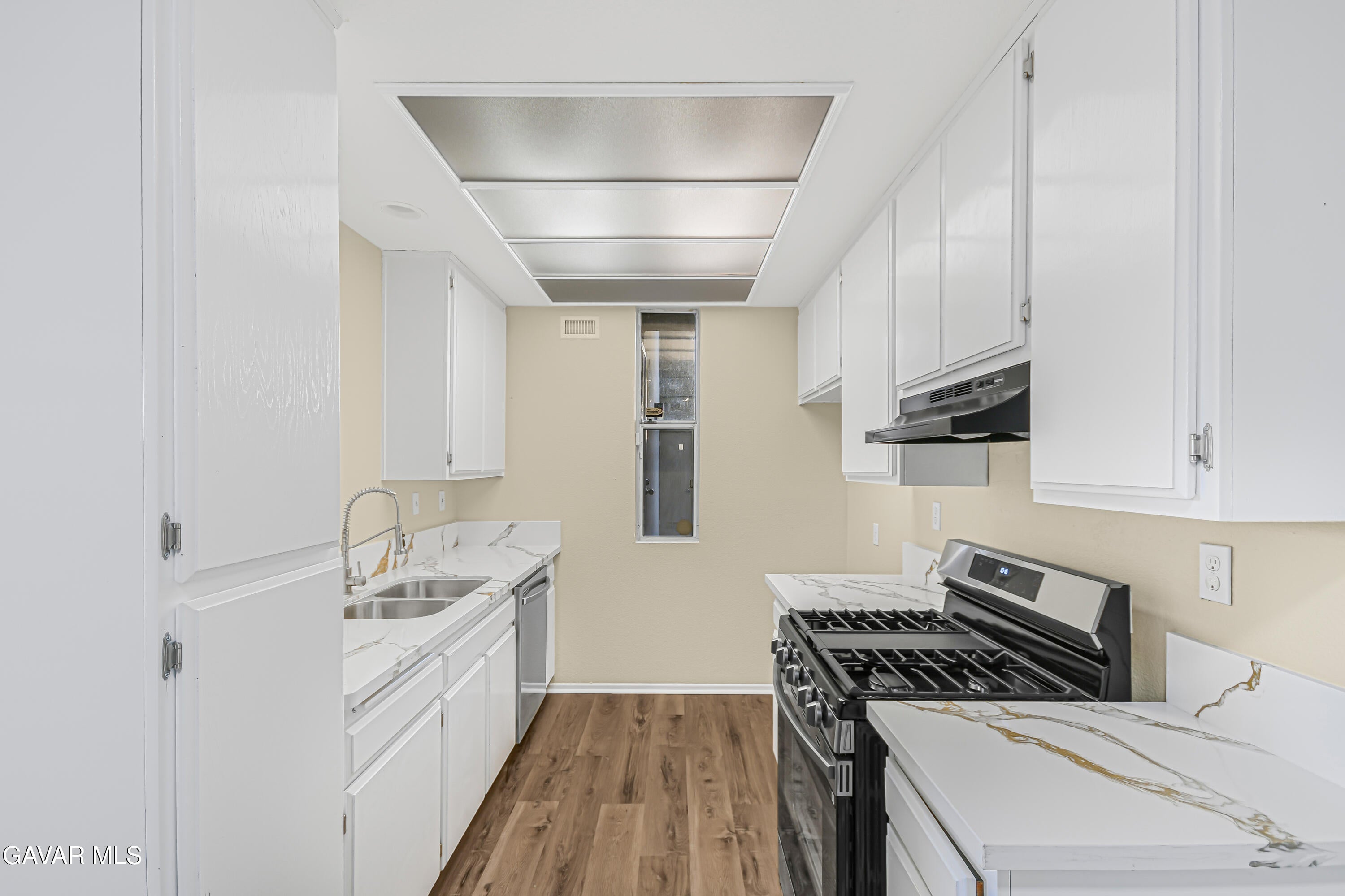 2805 W Avenue K 12 Apt 143 — photo