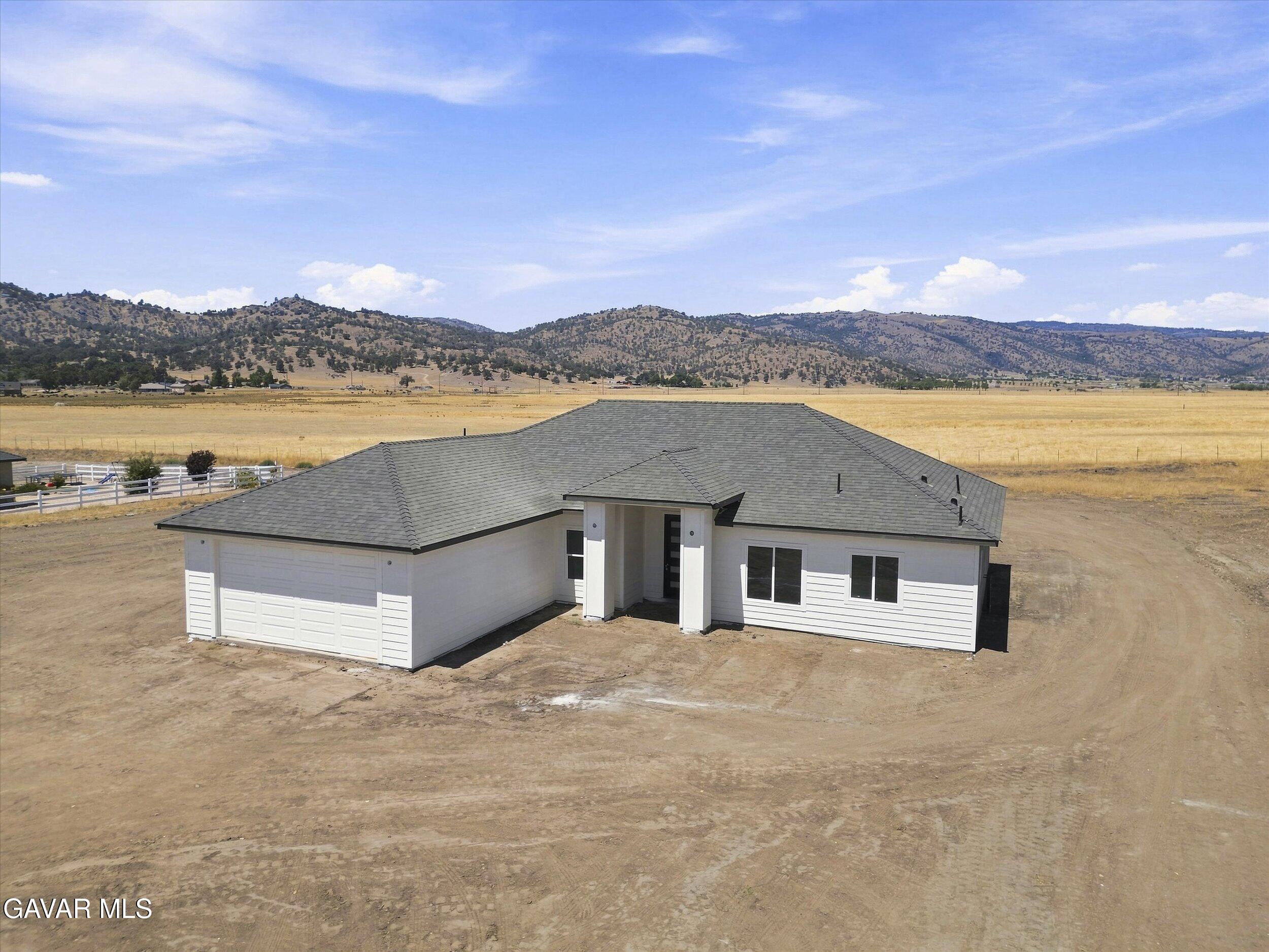 28181 Burning Tree Drive, Tehachapi, CA 93561 — photo 3