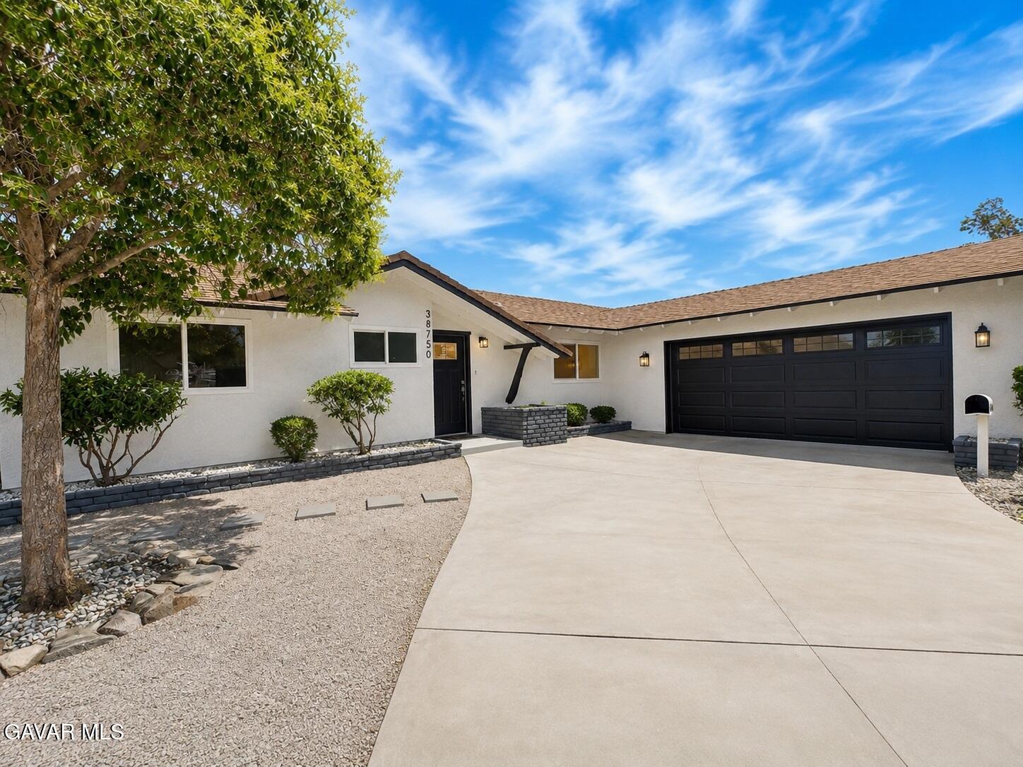 38750 Sage Tree Street — photo