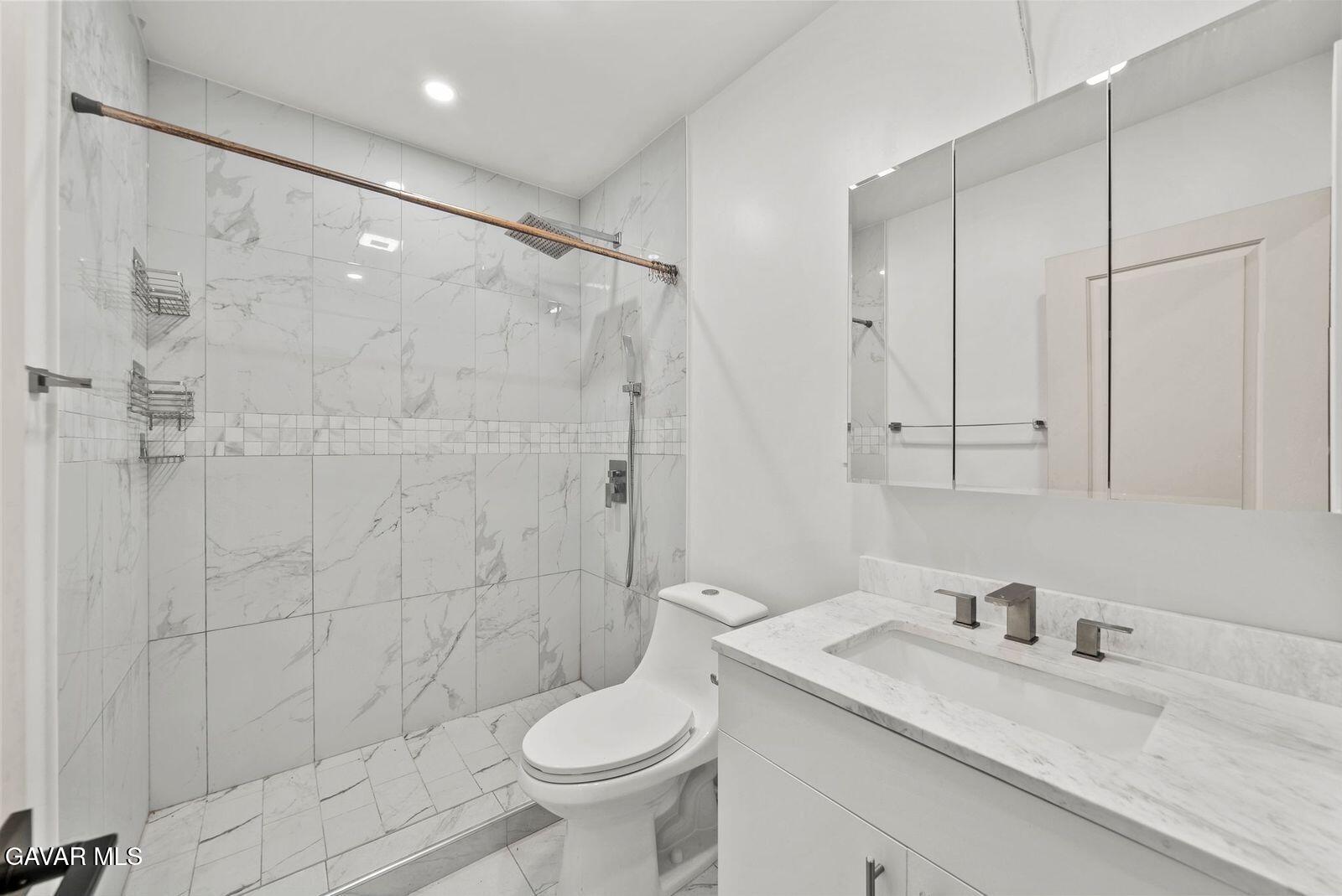 2321 W Avenue M-4 — photo