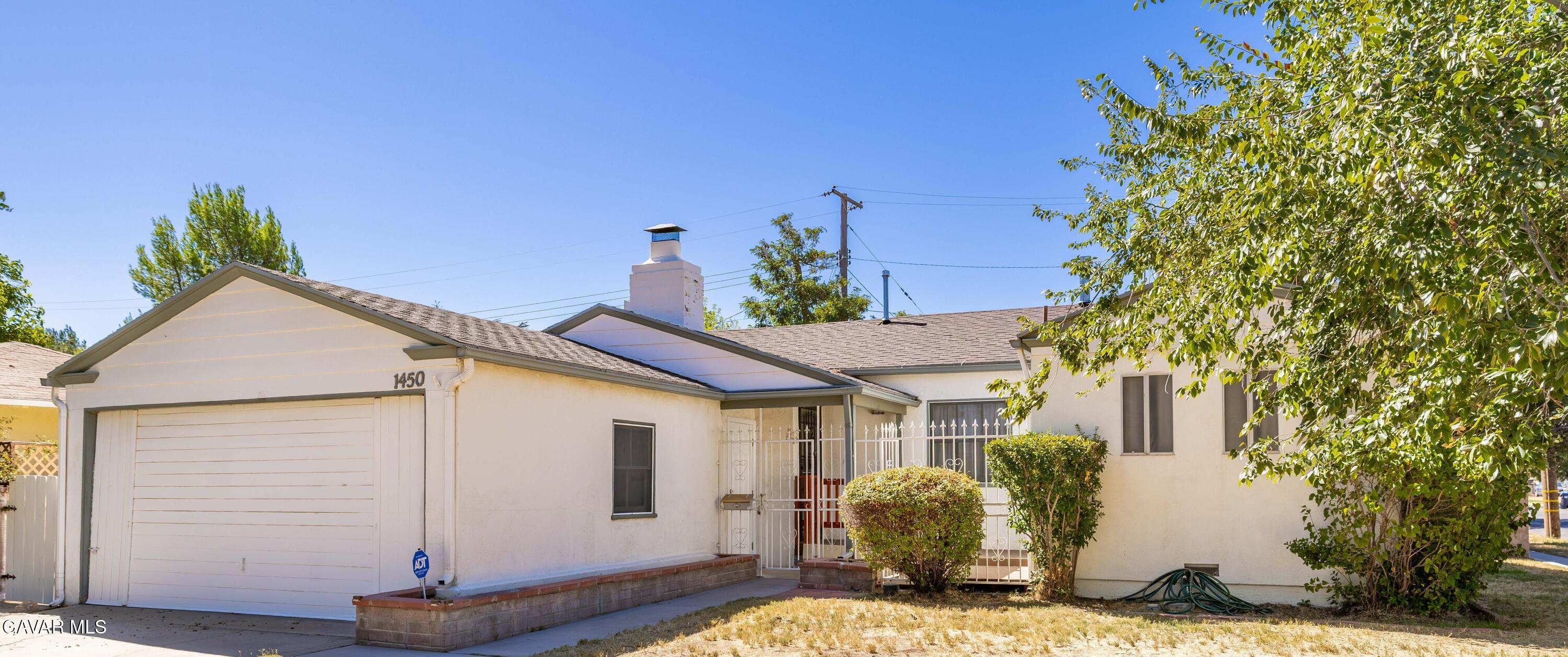 1450 W Ivyton Street — photo