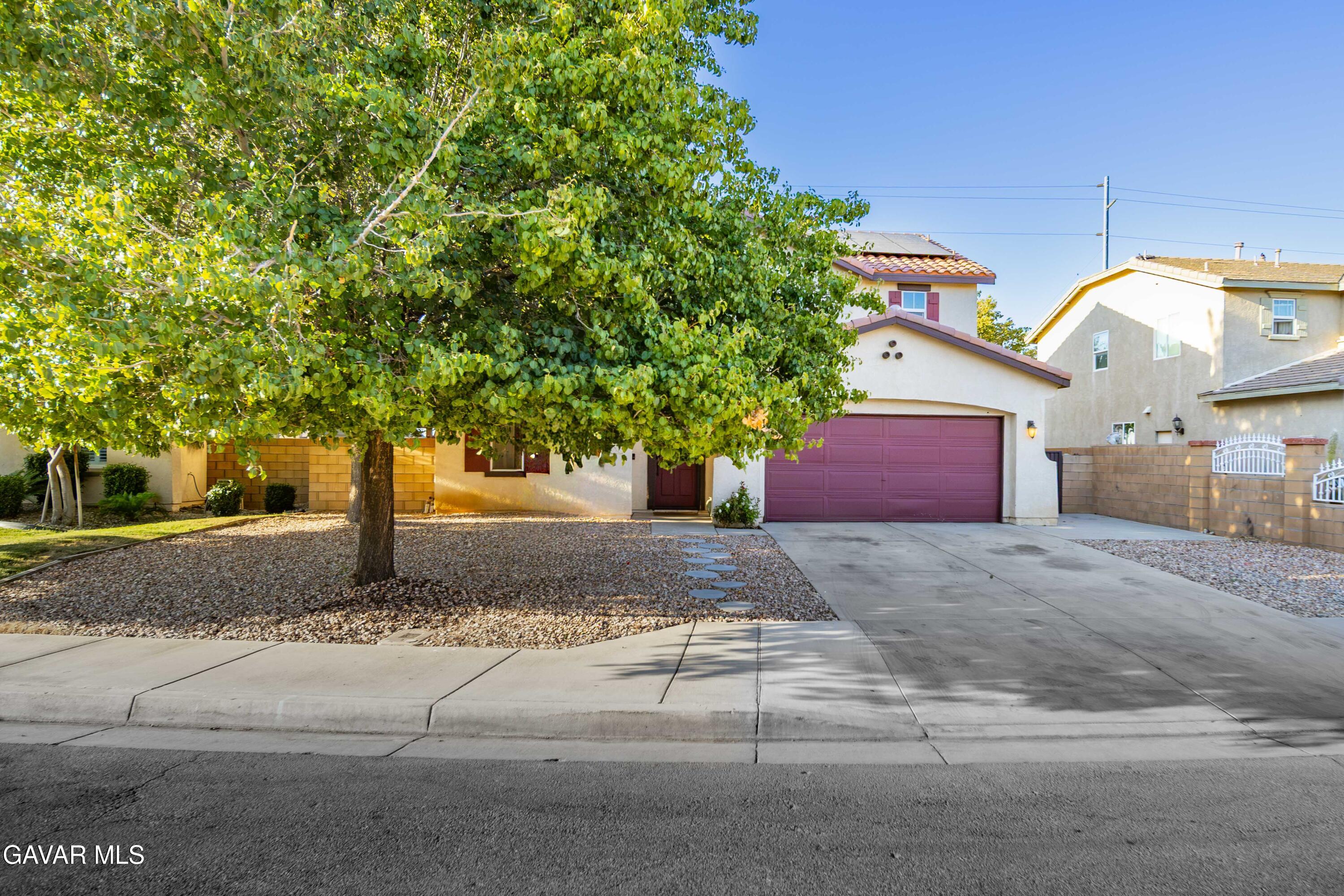 2757 Emerald Lane — photo