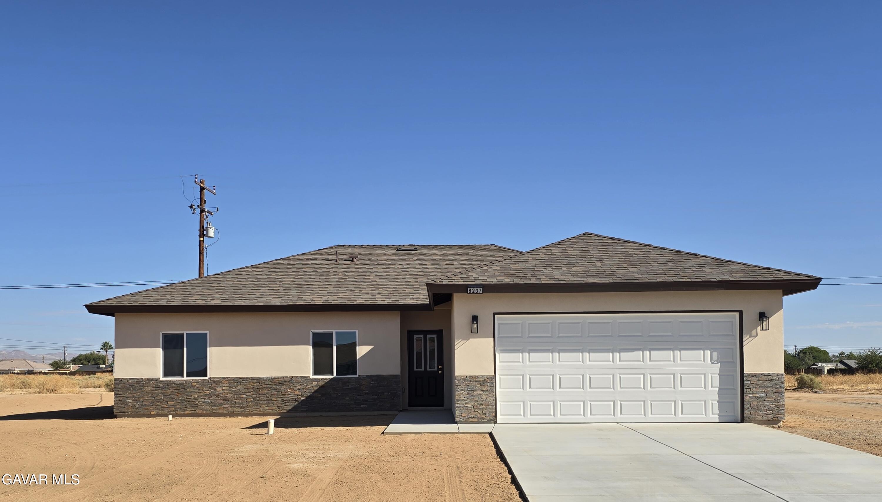 8237 Viburnum Avenue — photo
