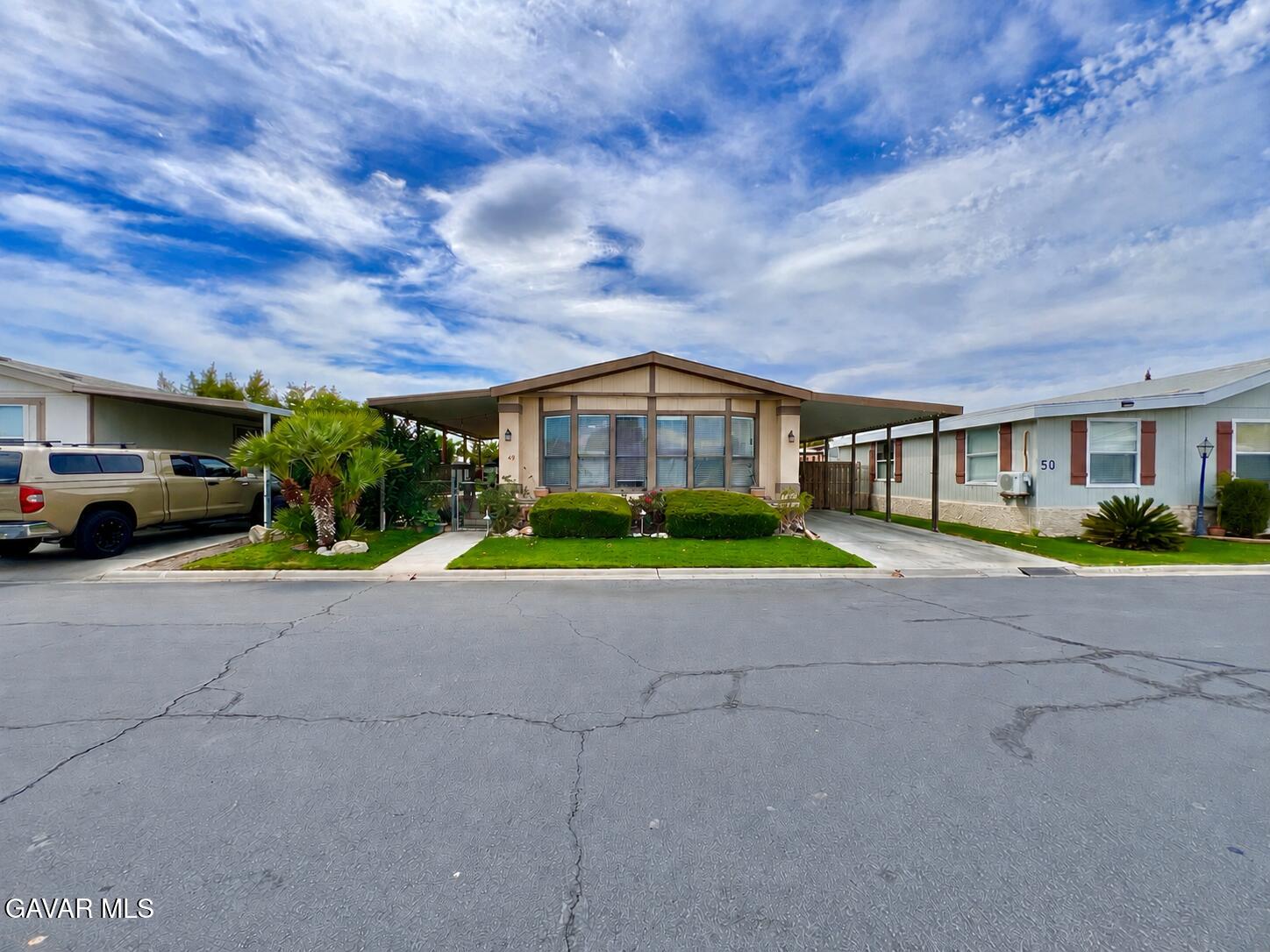2121 E Avenue I Spc 49 — photo