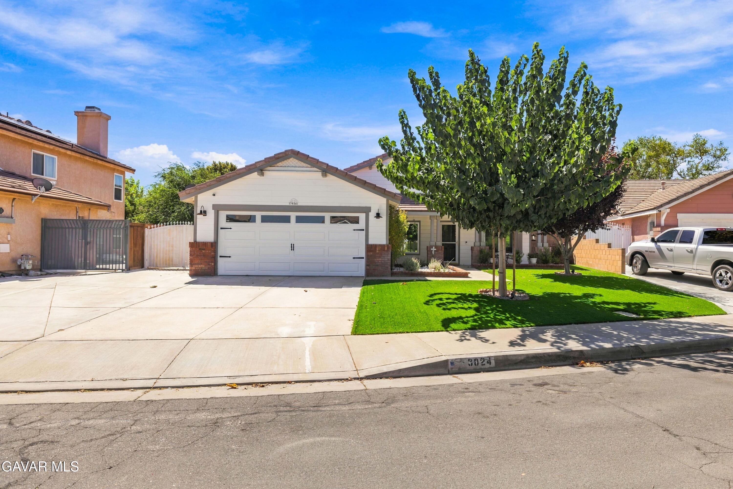 3024 Holline Court — photo