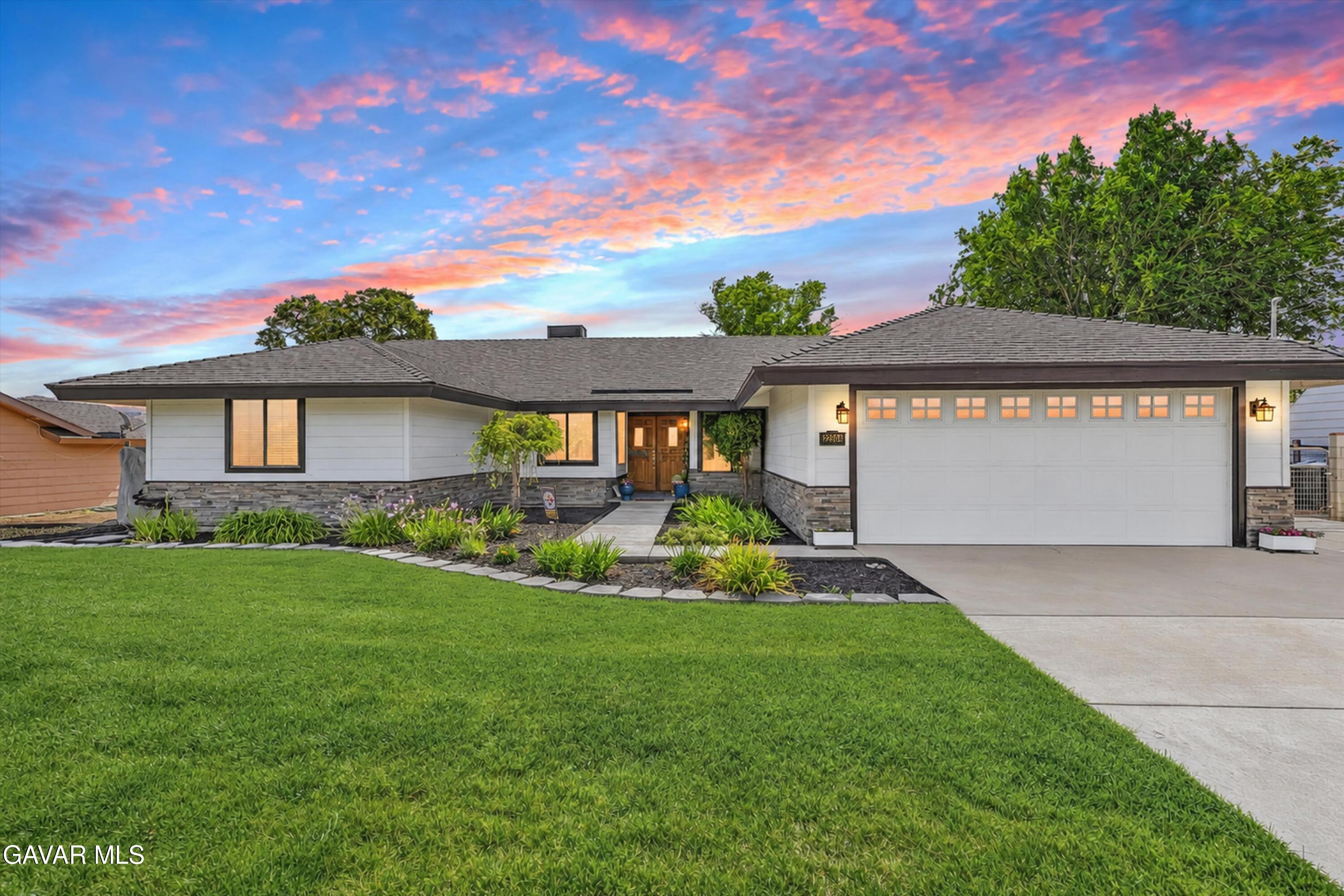 22904 Clover Spring Place — photo