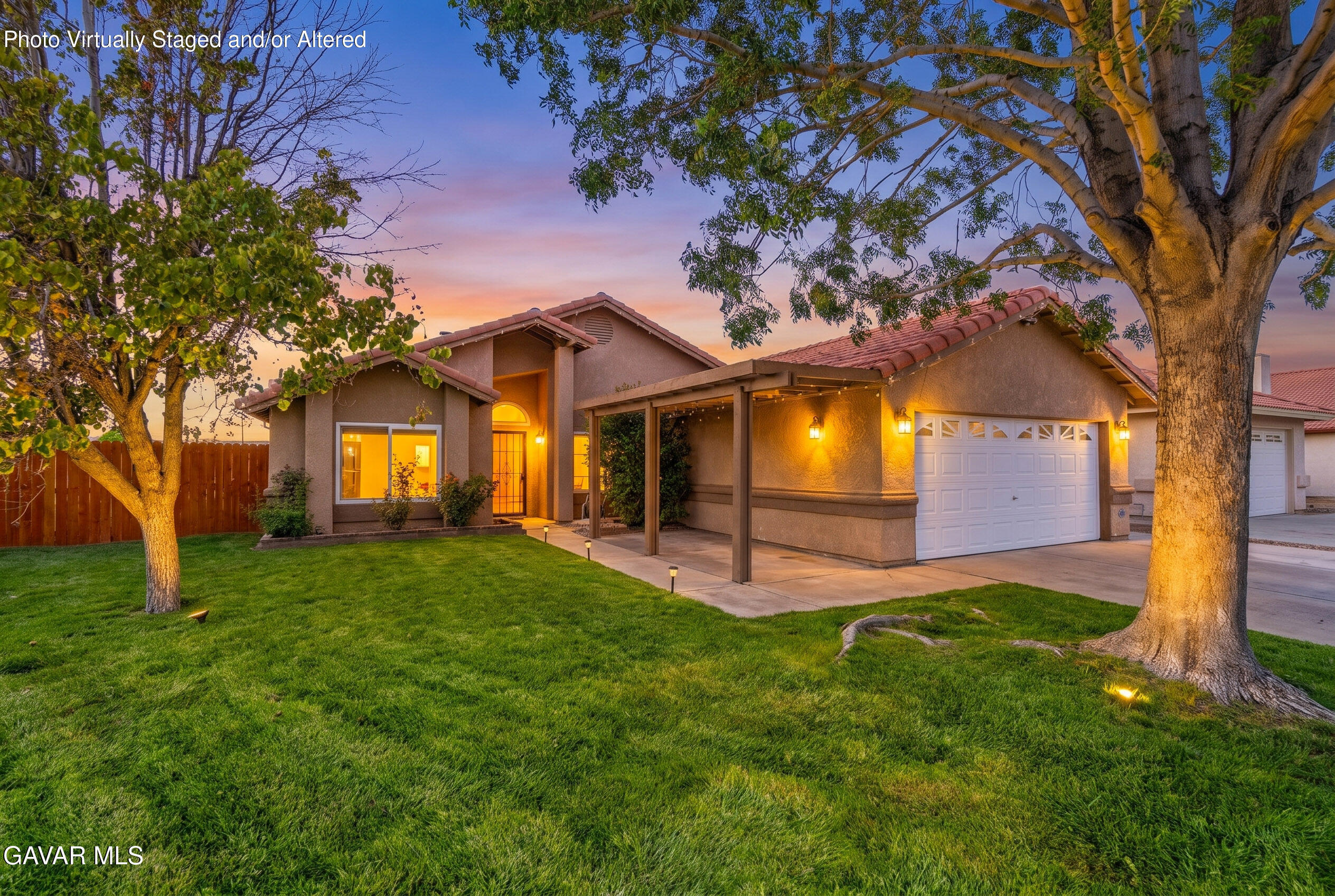 3301 Toby Street — photo