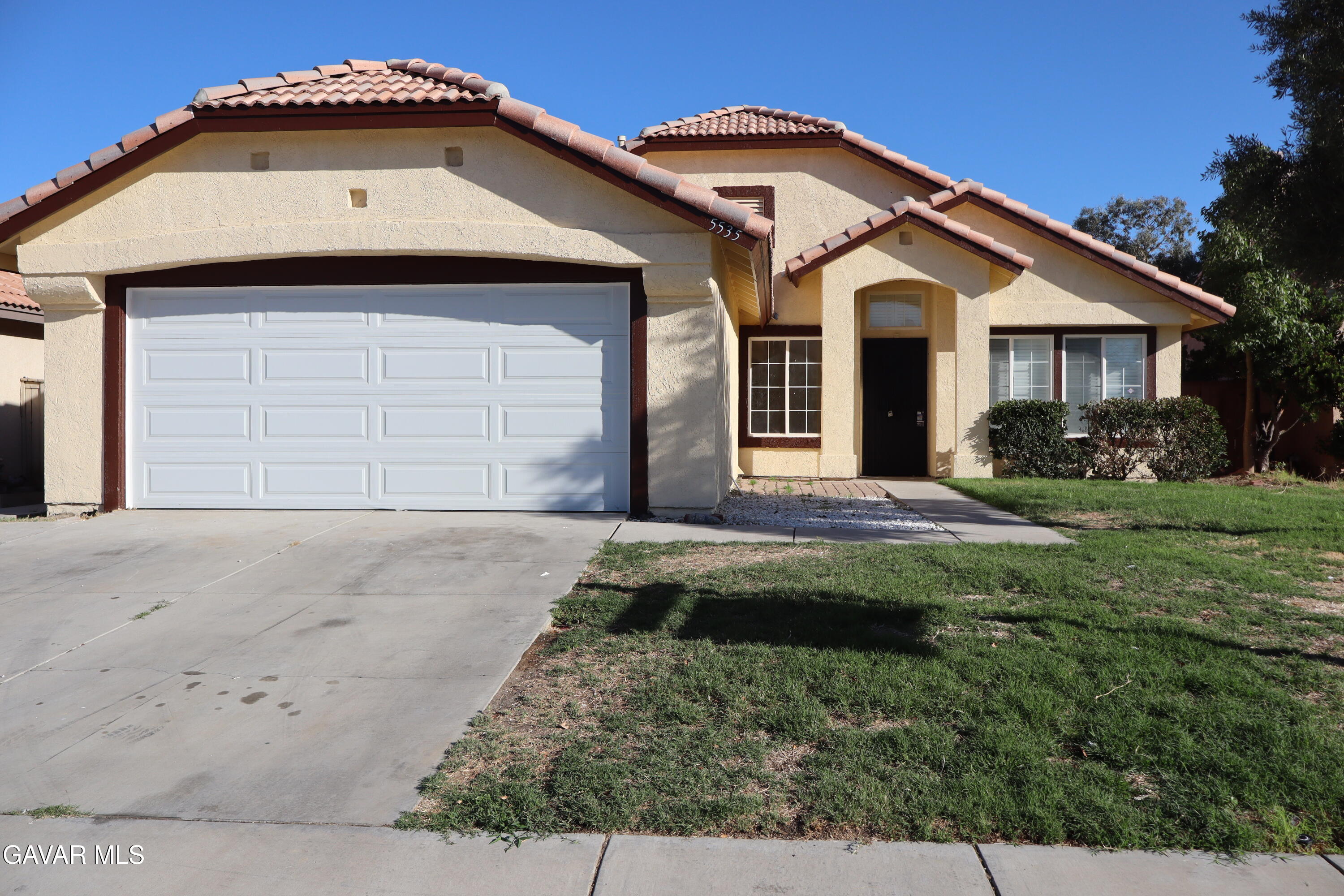 5535 Cisero Drive — photo