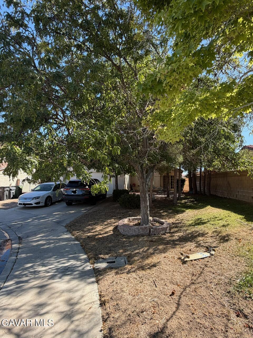 44114 Radcliff Court — photo