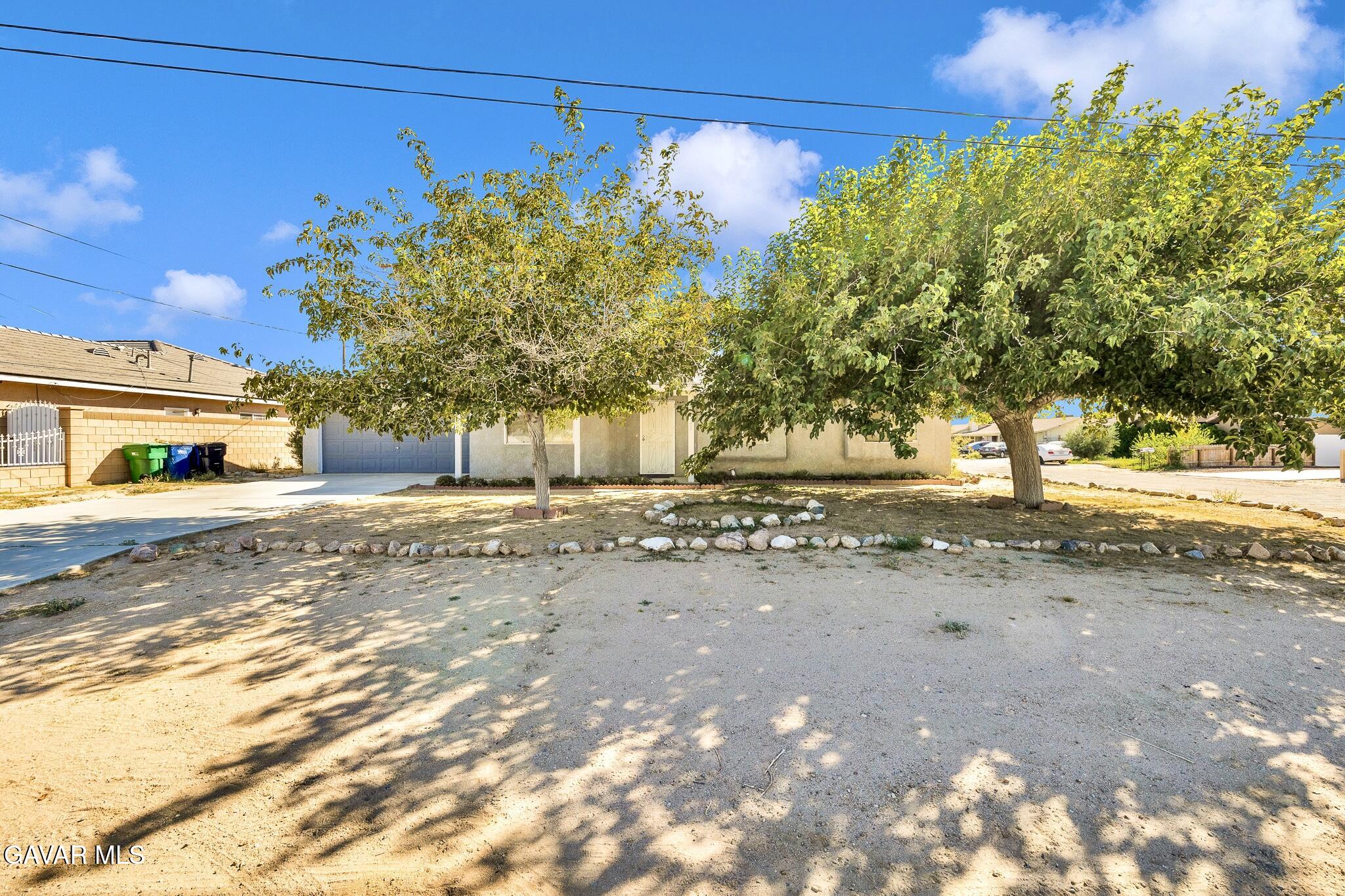 20925 Georgetown Street — photo