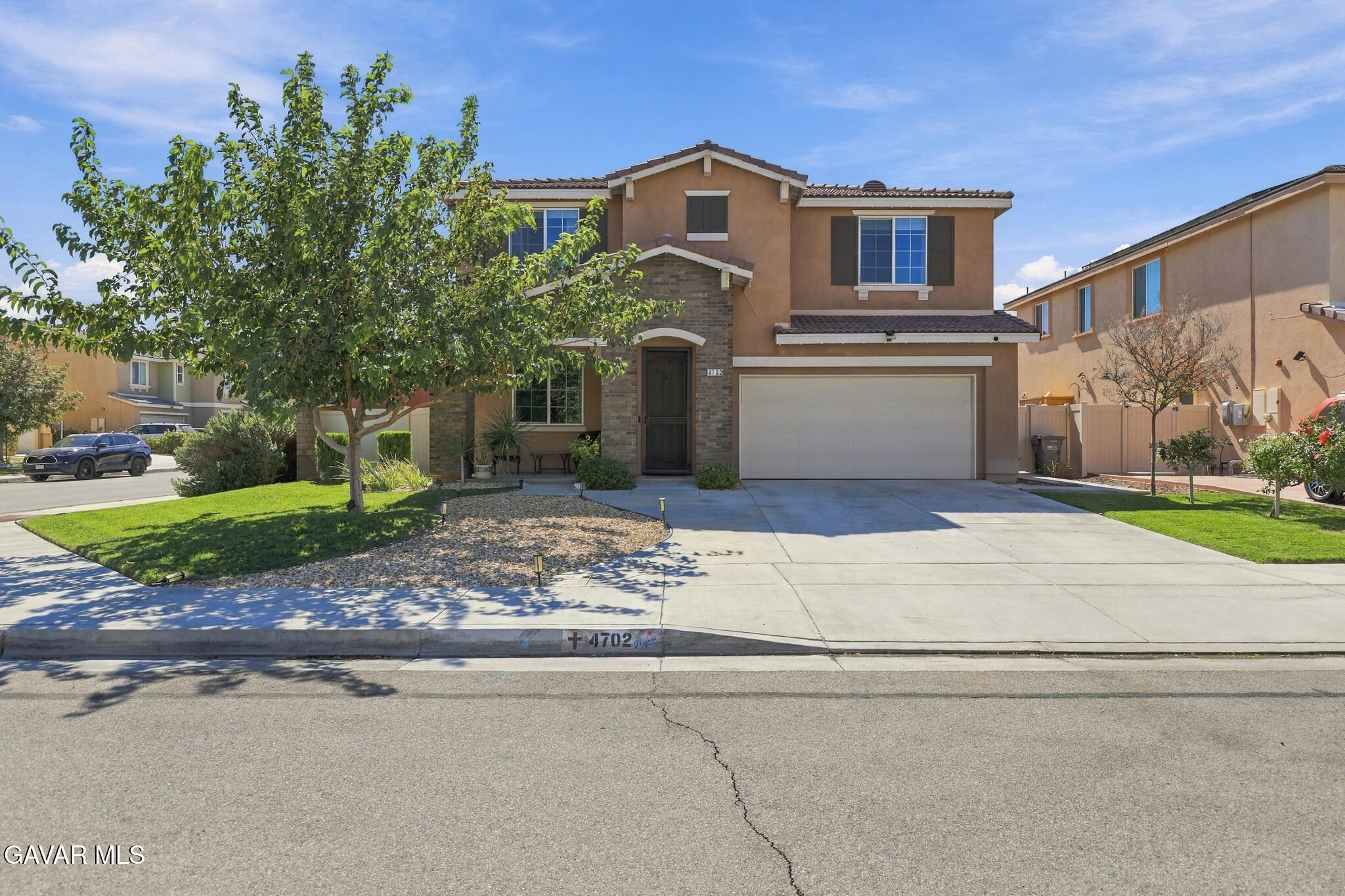 4702 Jewel Drive — photo