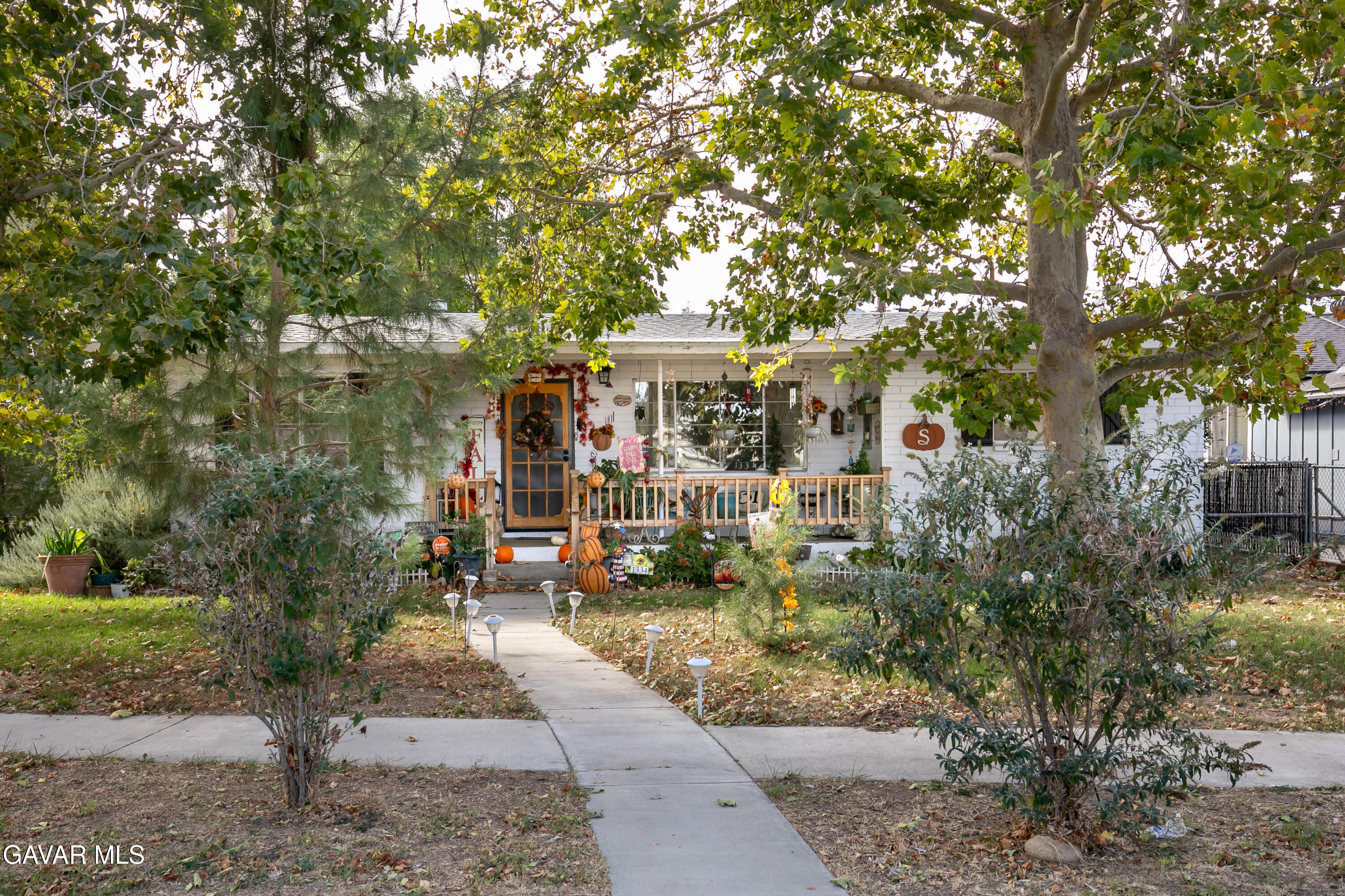 1334 W Jackman Street — photo