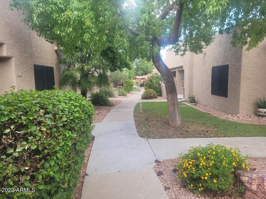 14300 W Bell Road 513 — photo