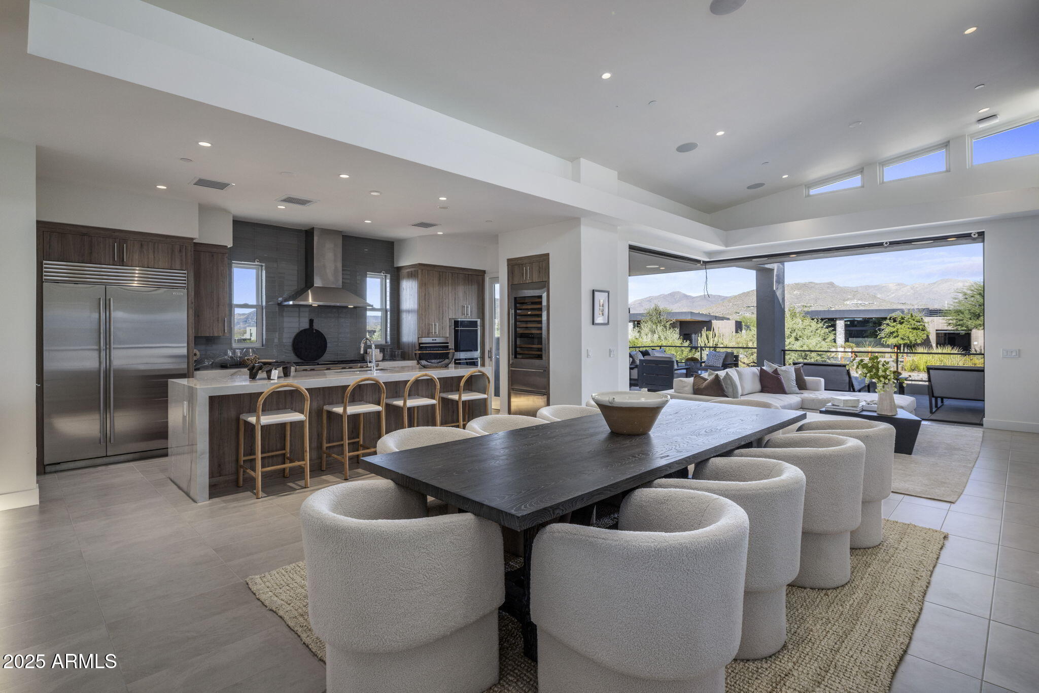 37200 N Cave Creek Road 2110 — photo