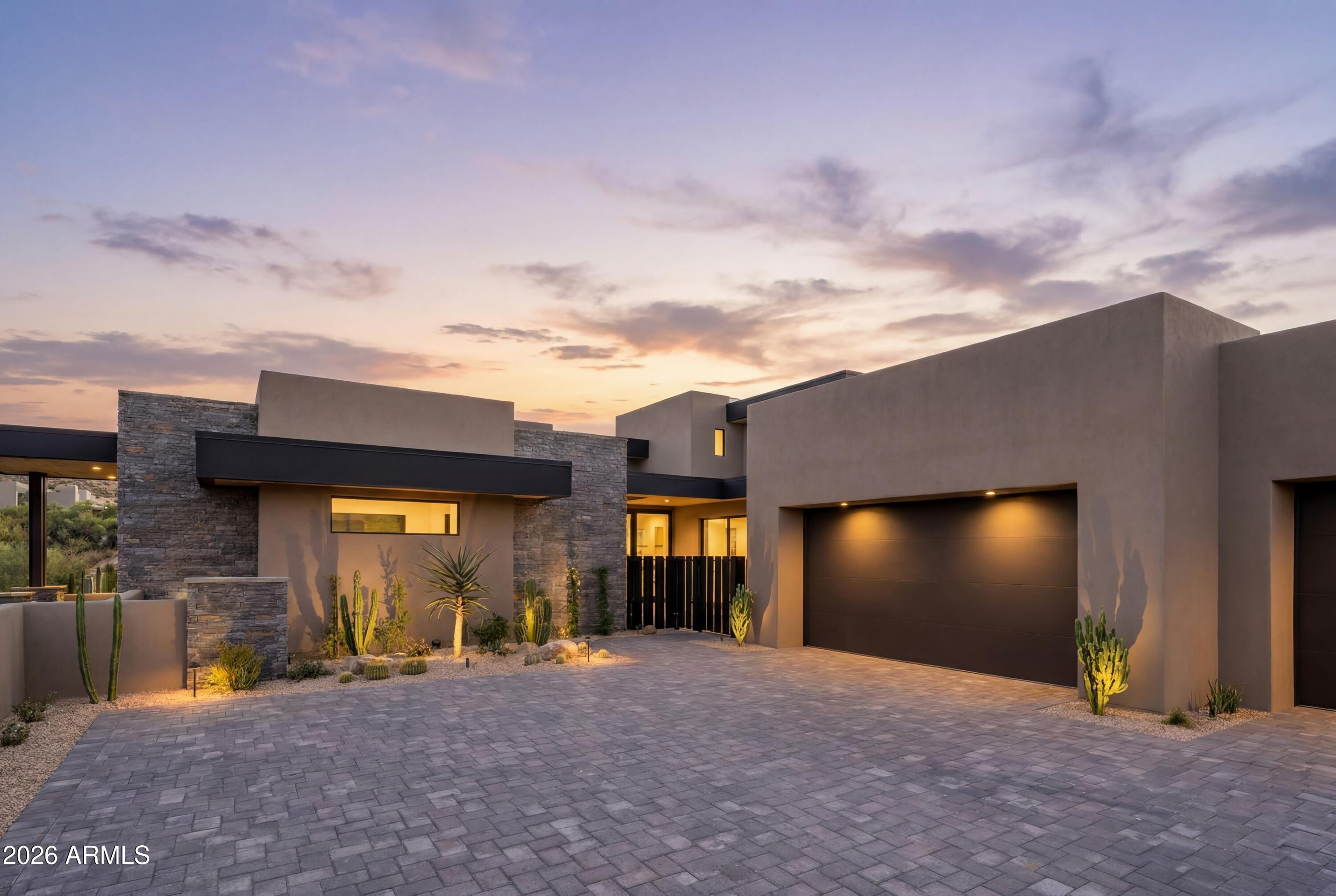 10023 E Filaree Lane — photo