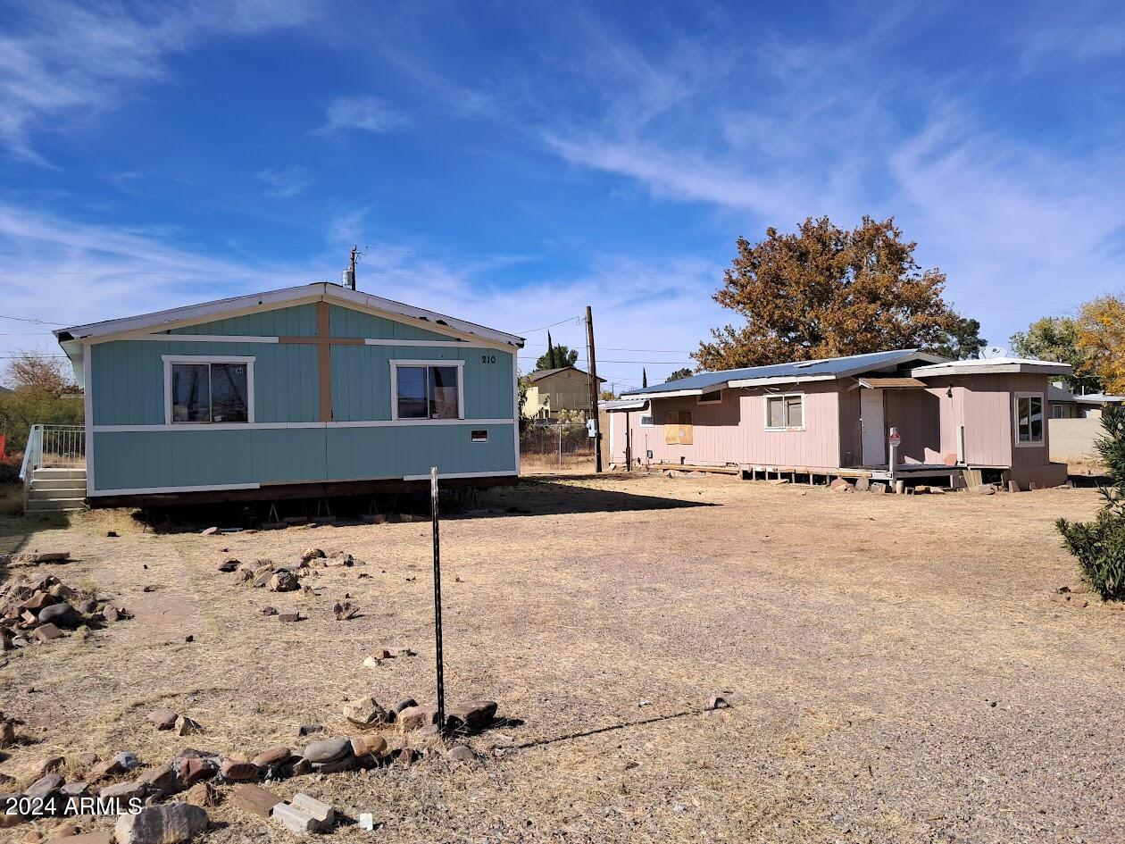 210 N Canyon Drive — photo