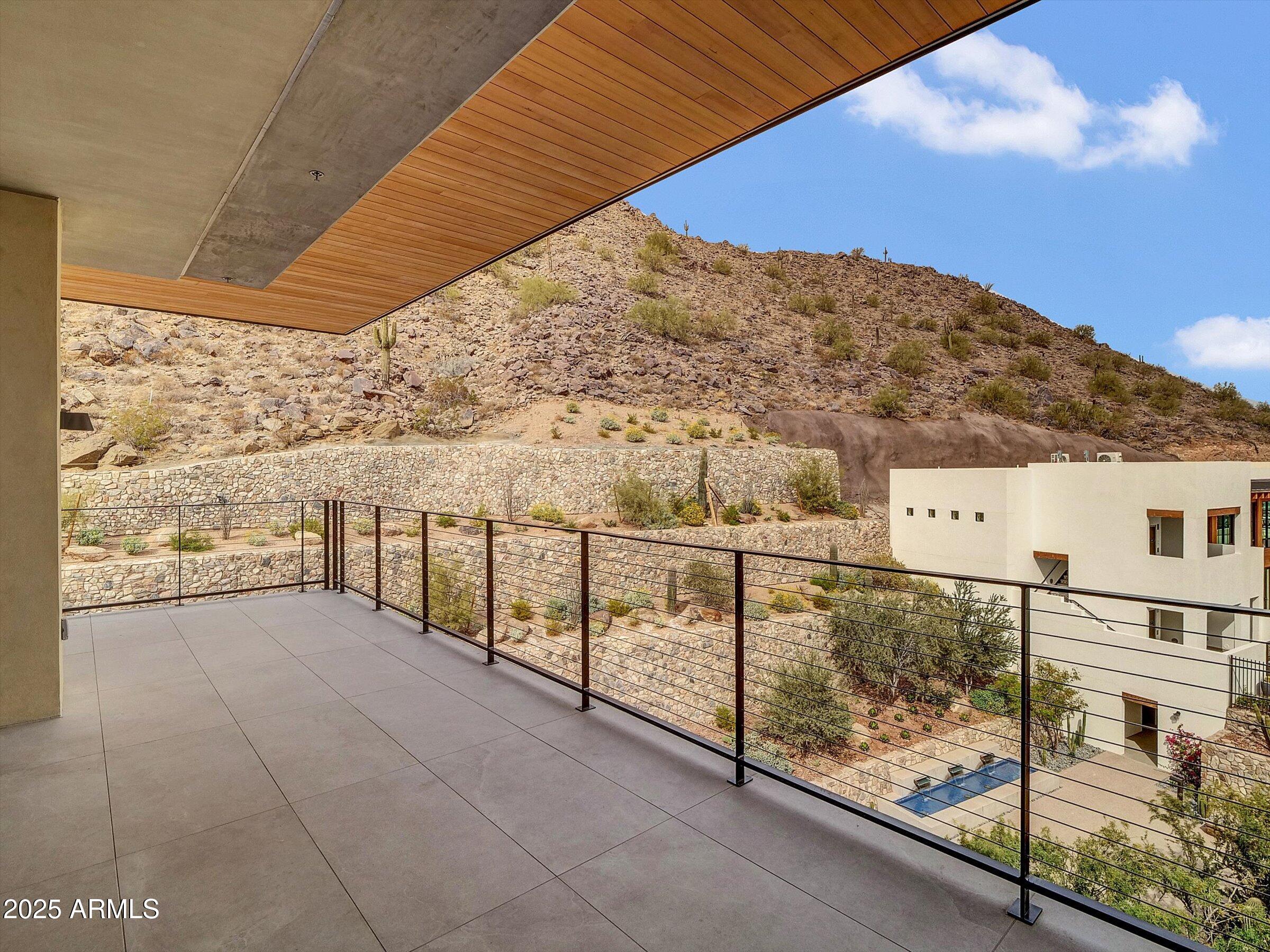 5000 N Camelback Ridge Drive 409 — photo