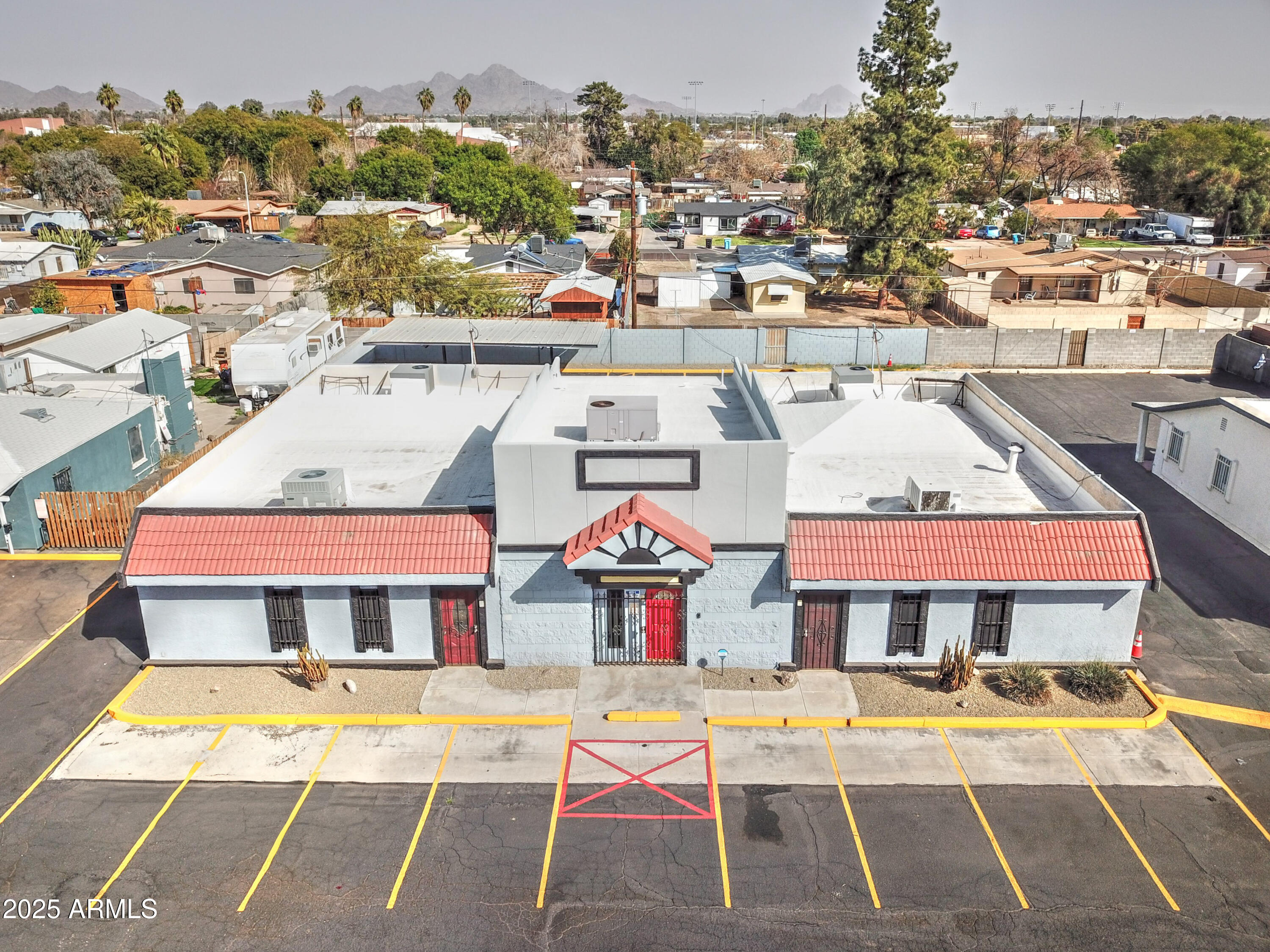 6721 N Black Cyn Highway — photo
