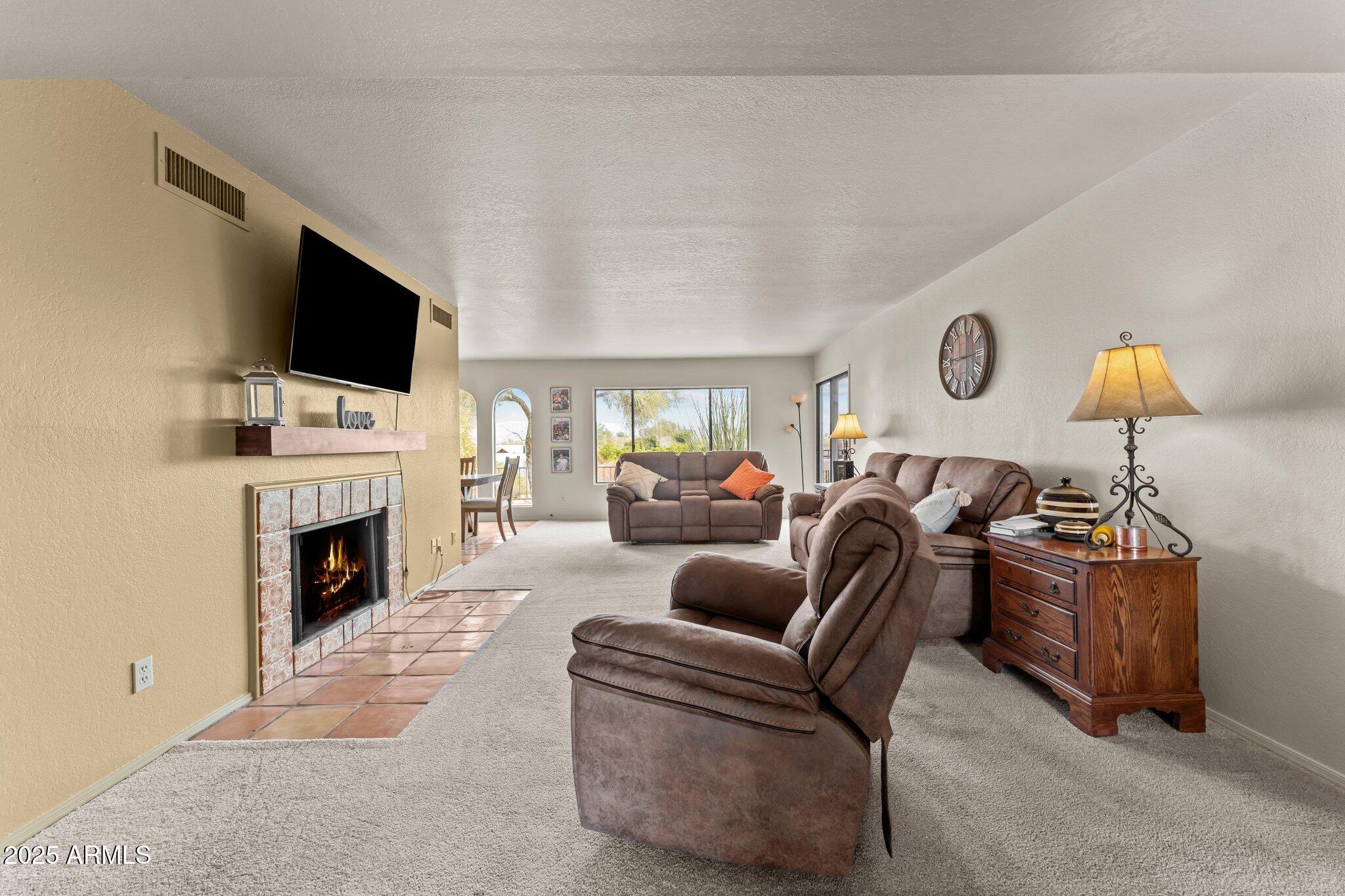 100 N Lazy Fox Road 4 — photo