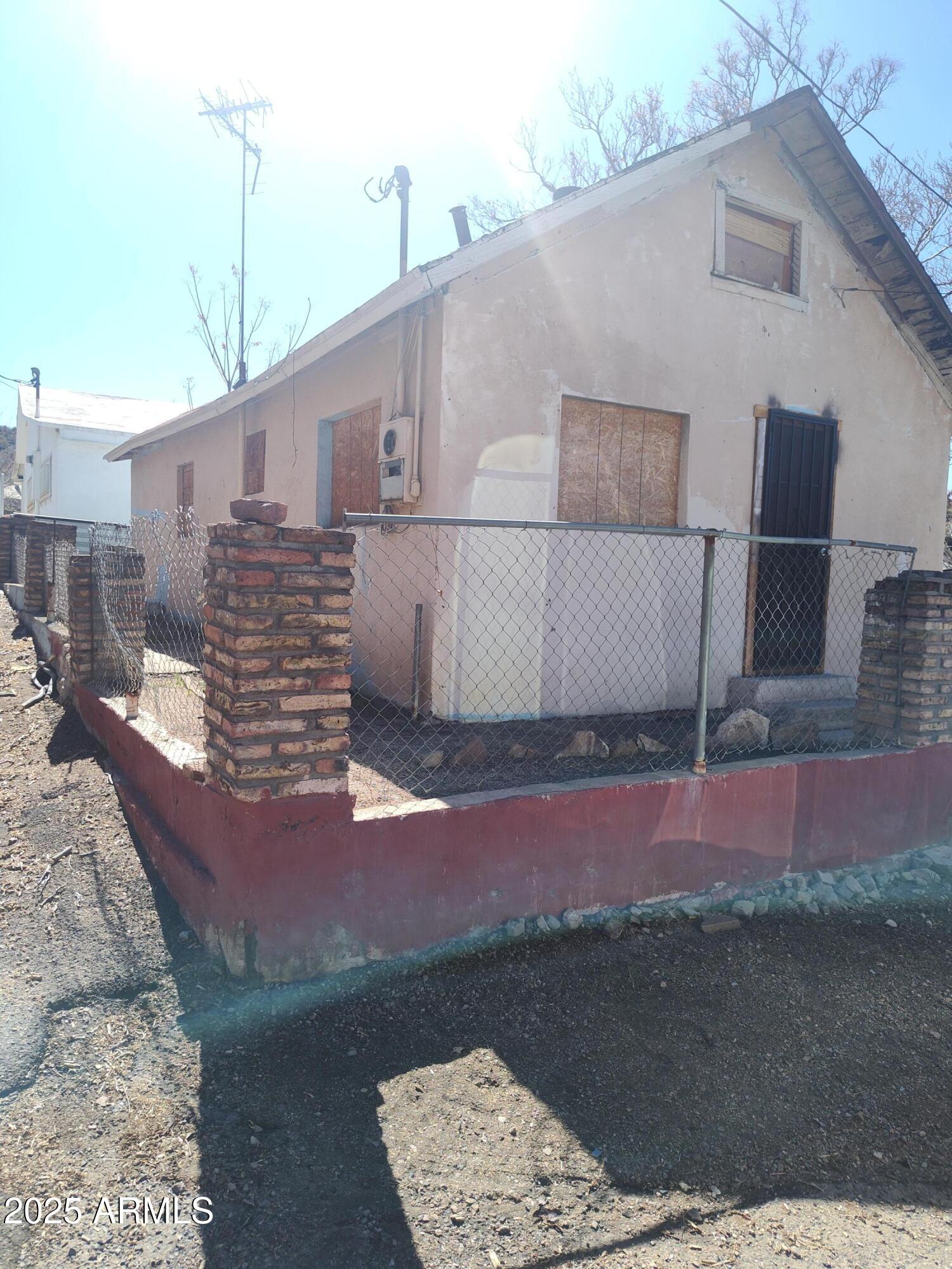 3915 E Greer Street — photo