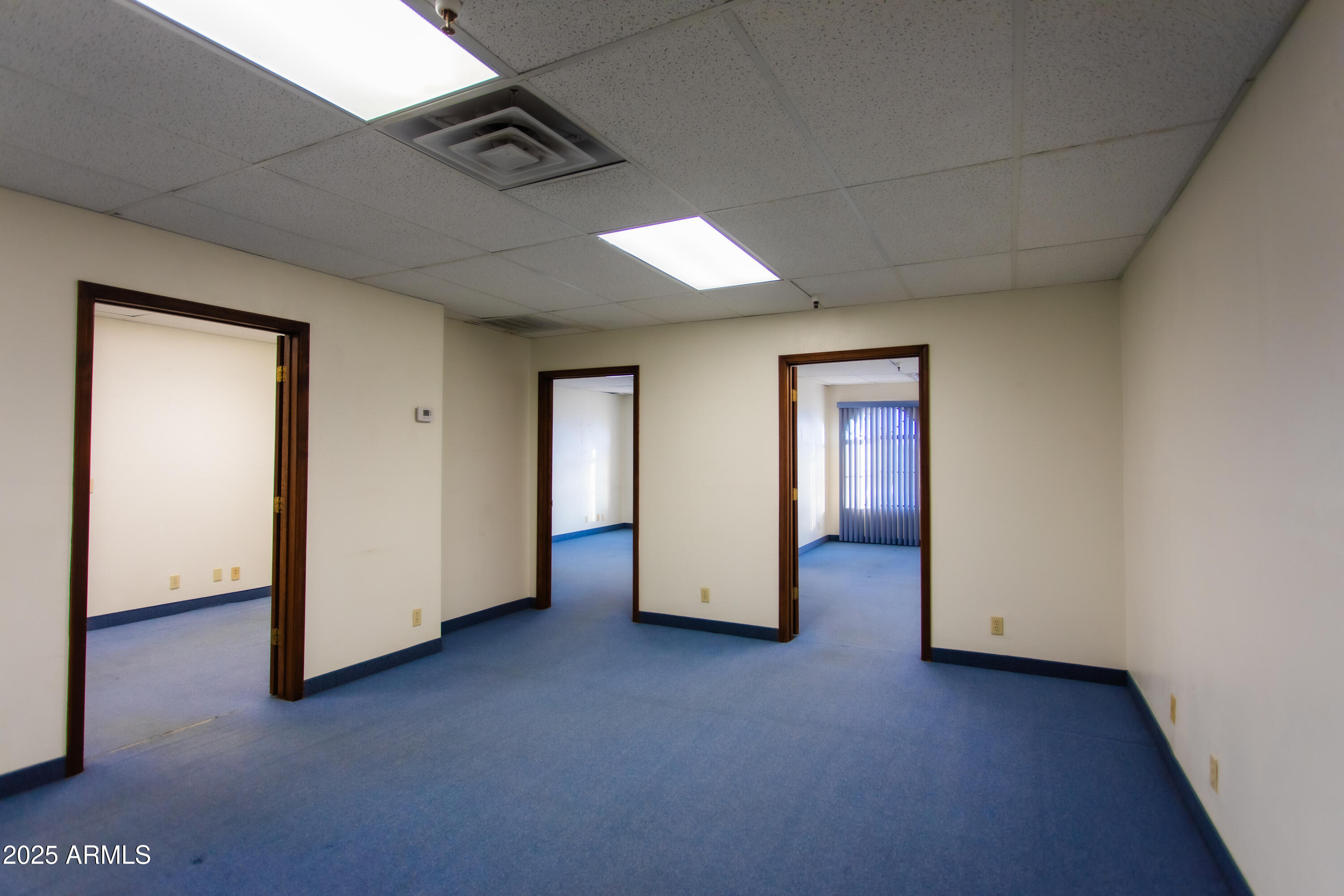40 W Baseline Road 202 — photo