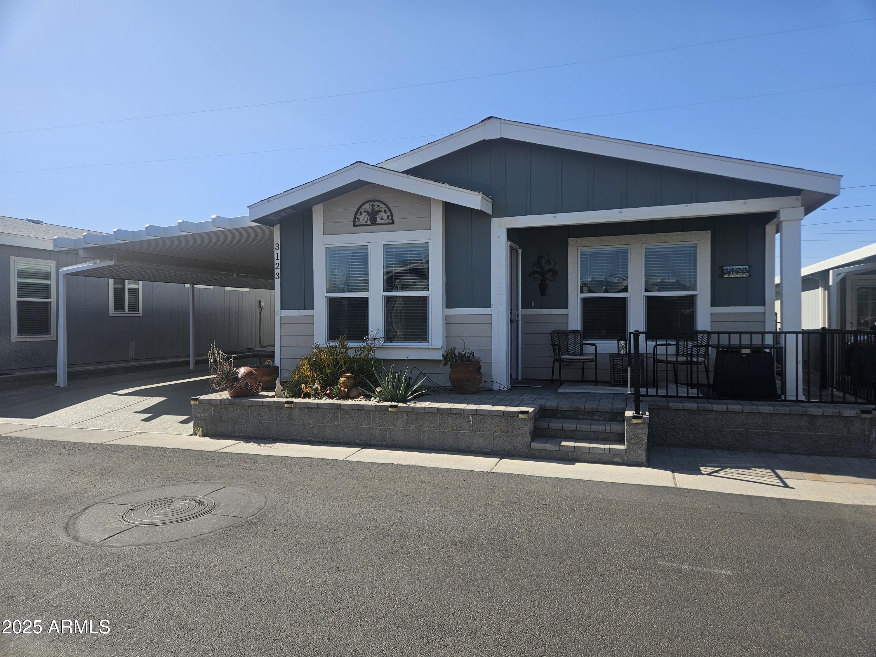650 N Hawes Road 3123 — photo