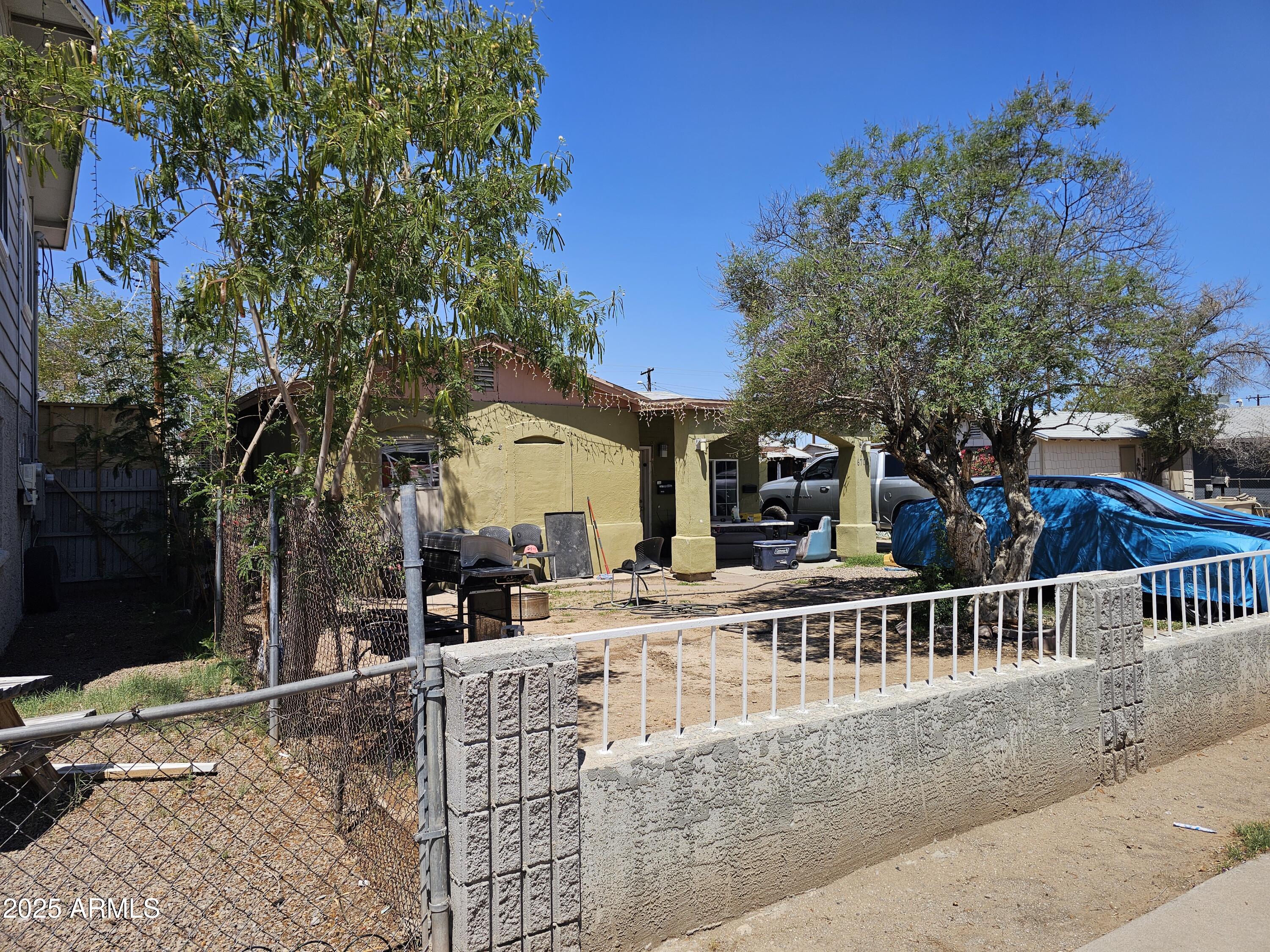 6706 N 54th Drive — photo