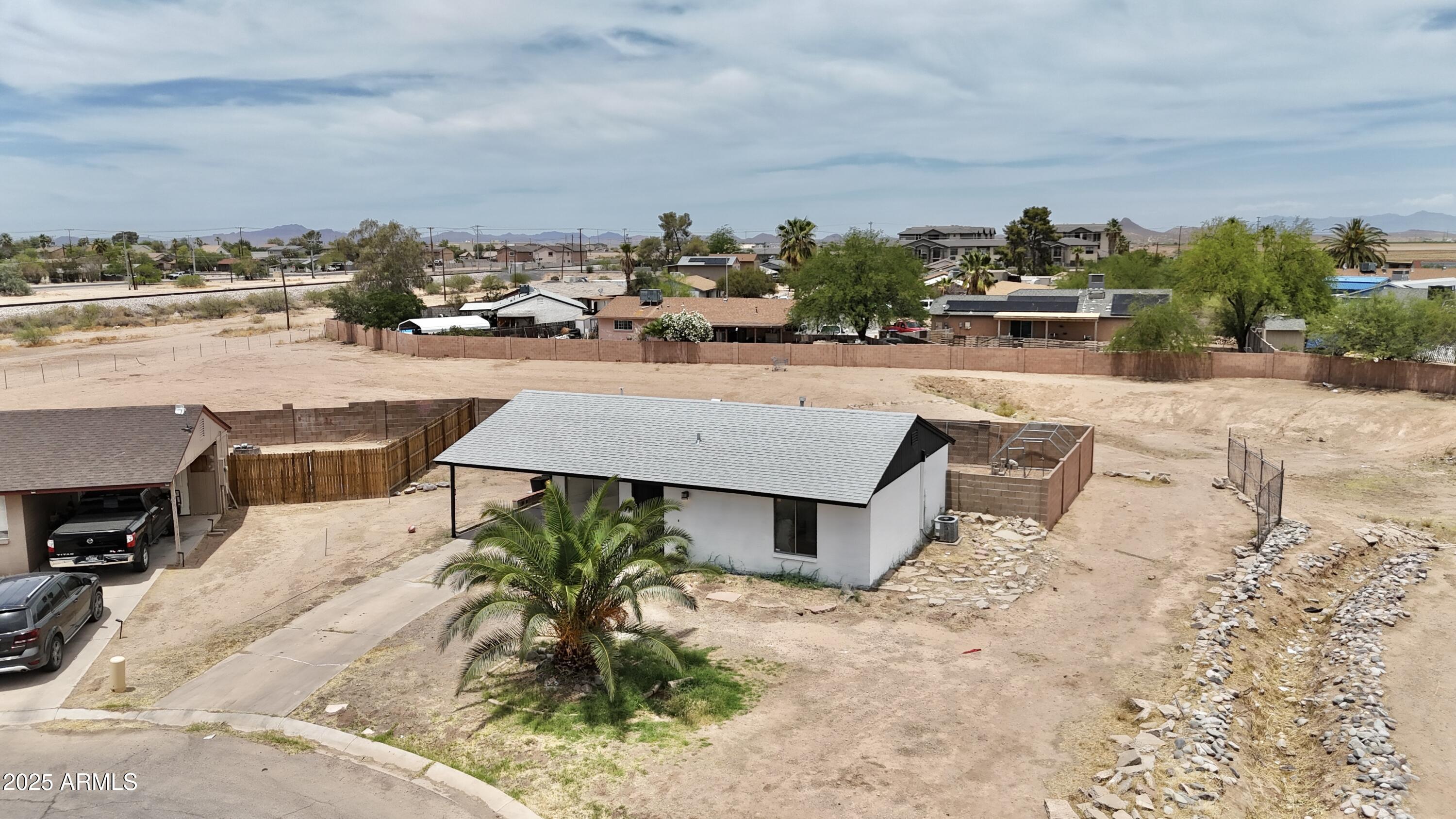 791 N Sonora Street — photo