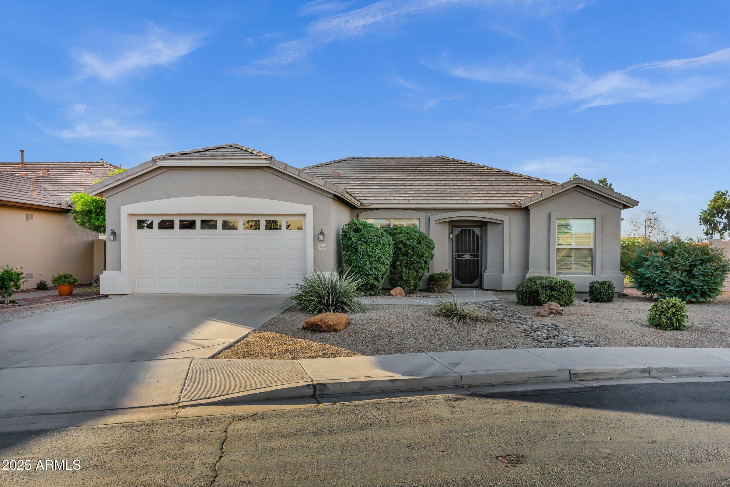 3640 E Torrey Pines Lane — photo