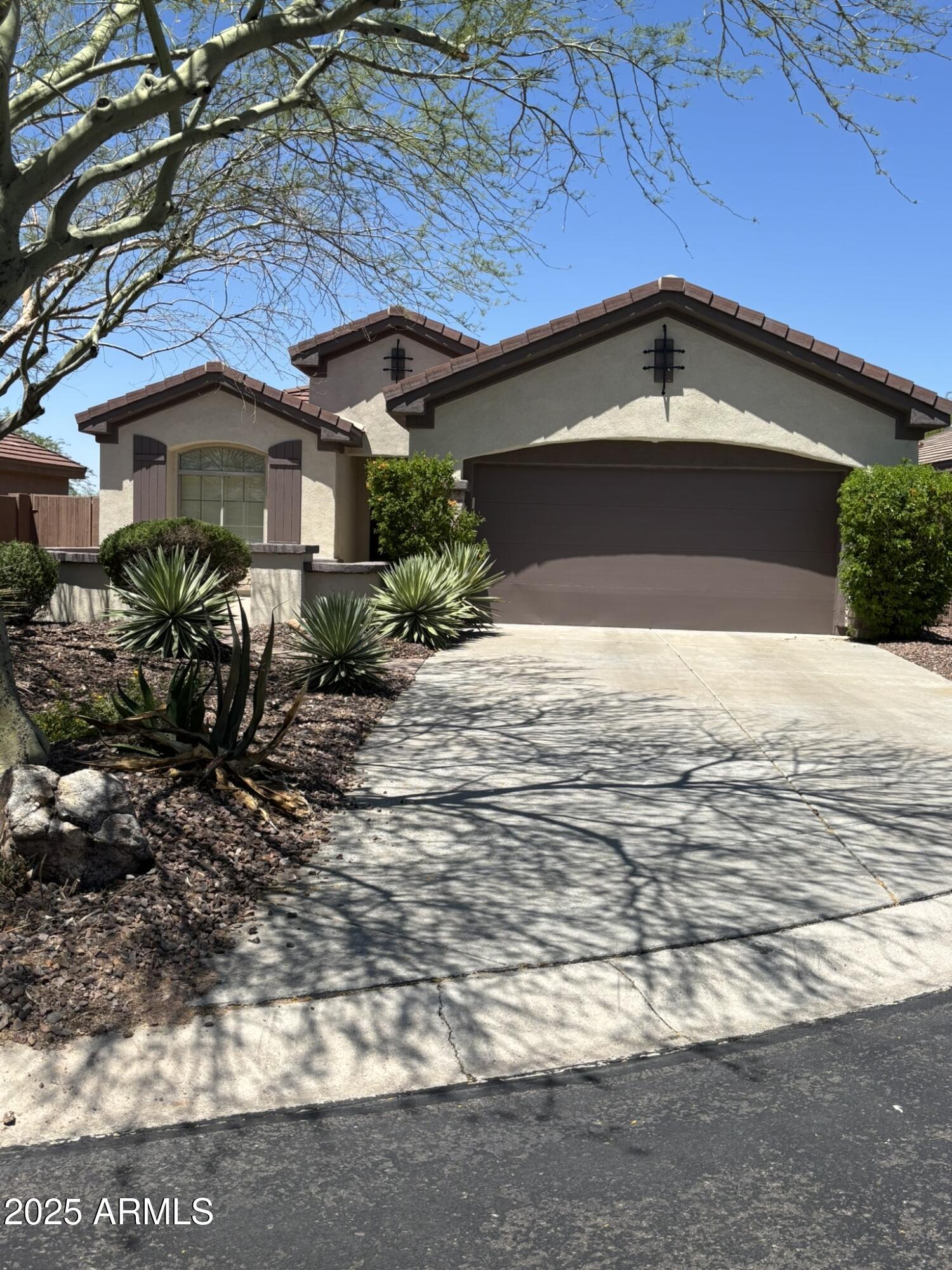 41520 N River Bend Court — photo