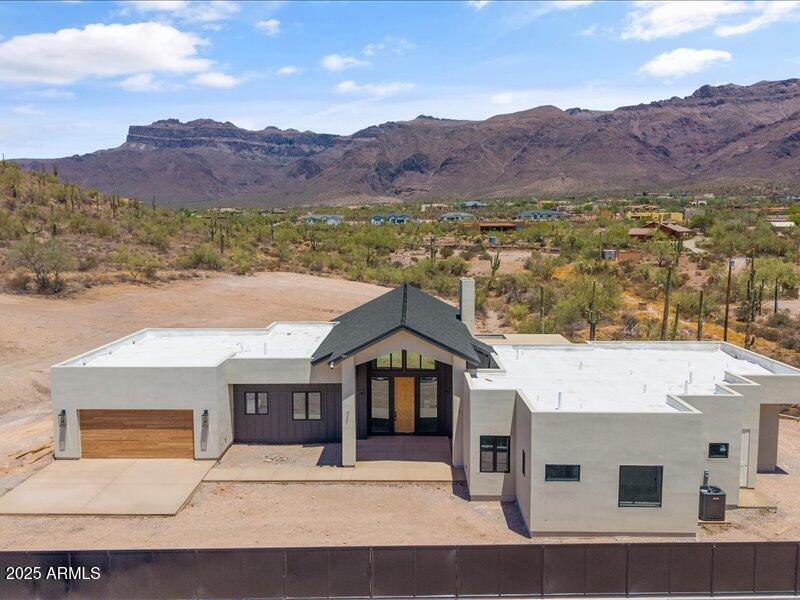 3505 S Kings Ranch Court — photo