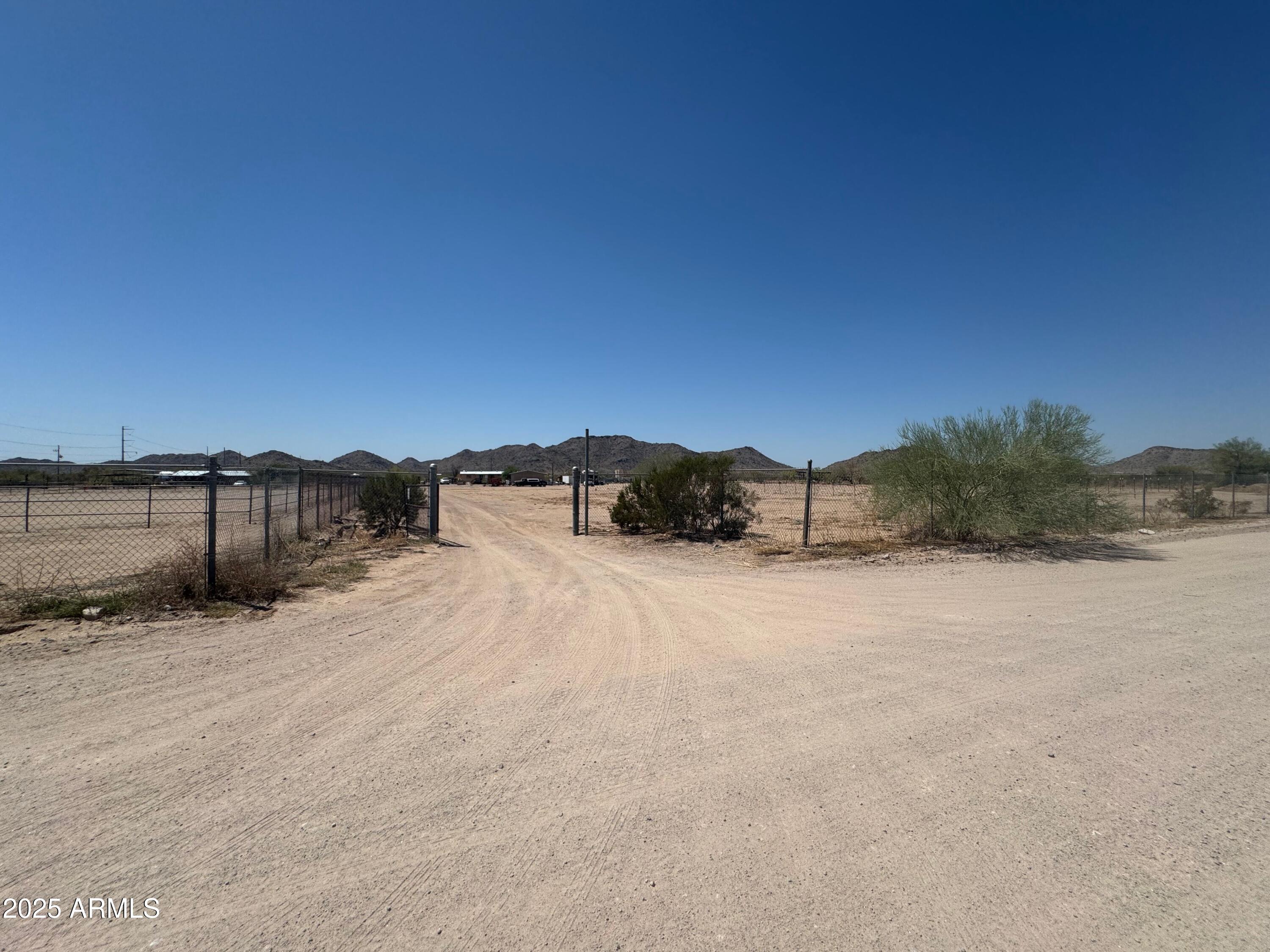 56163 W Papago Road W — photo