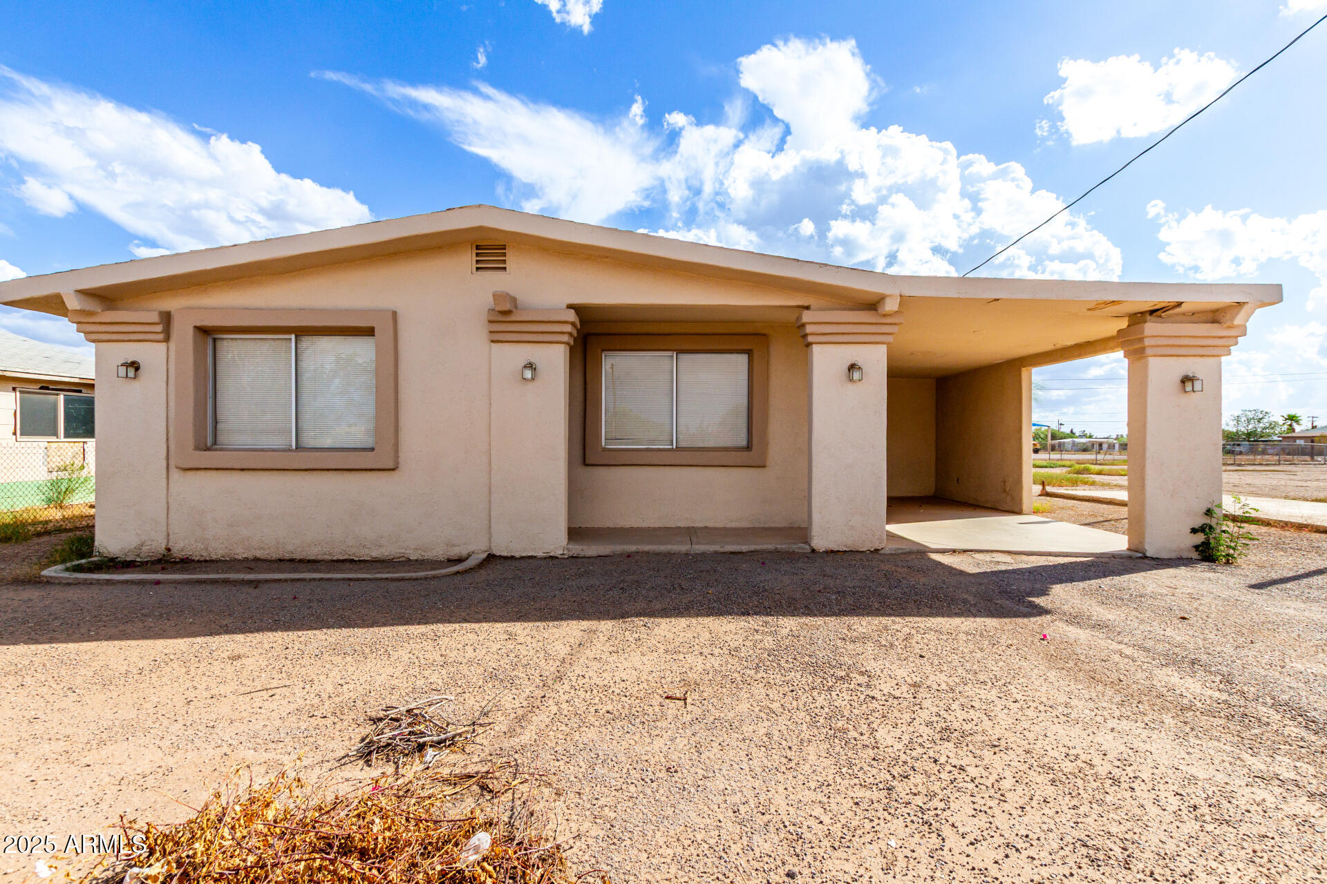 303 W Dr Martin Luther King Street — photo
