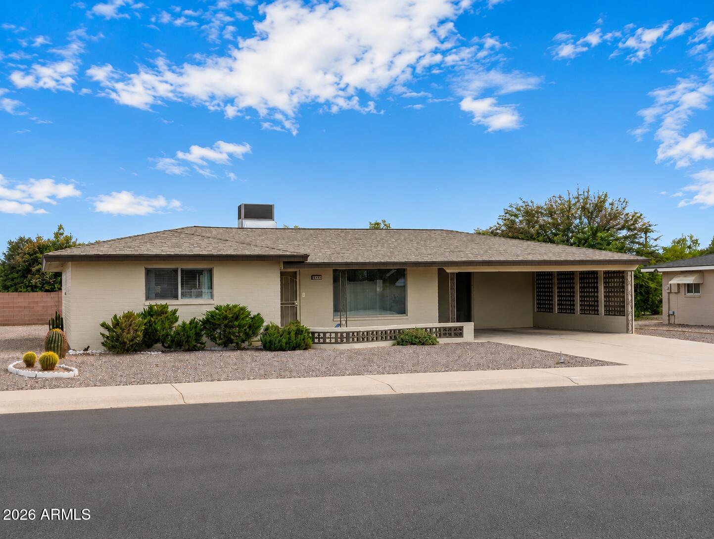 6141 E Anaheim Street — photo
