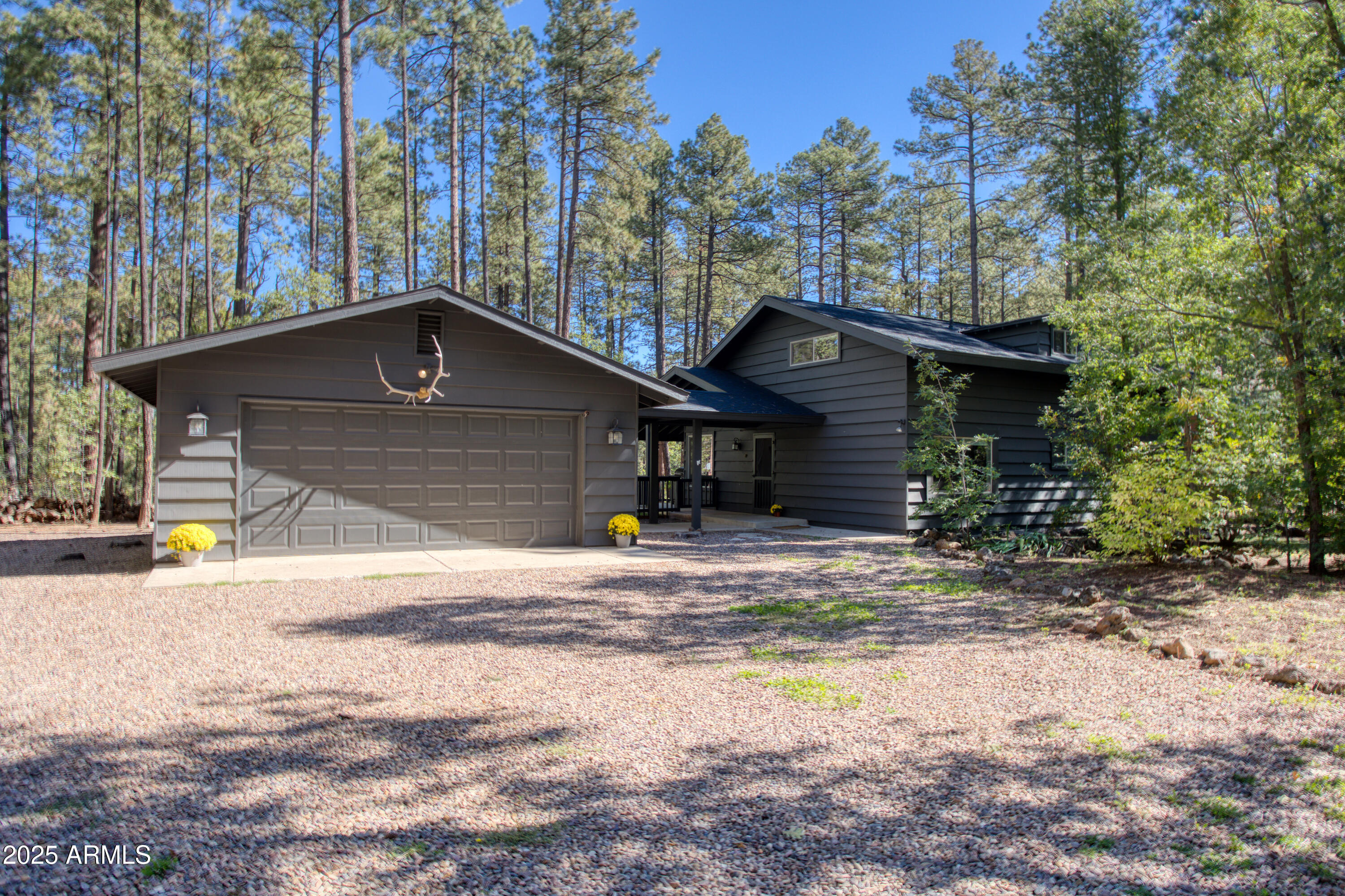3680 Woodpecker Lane — photo