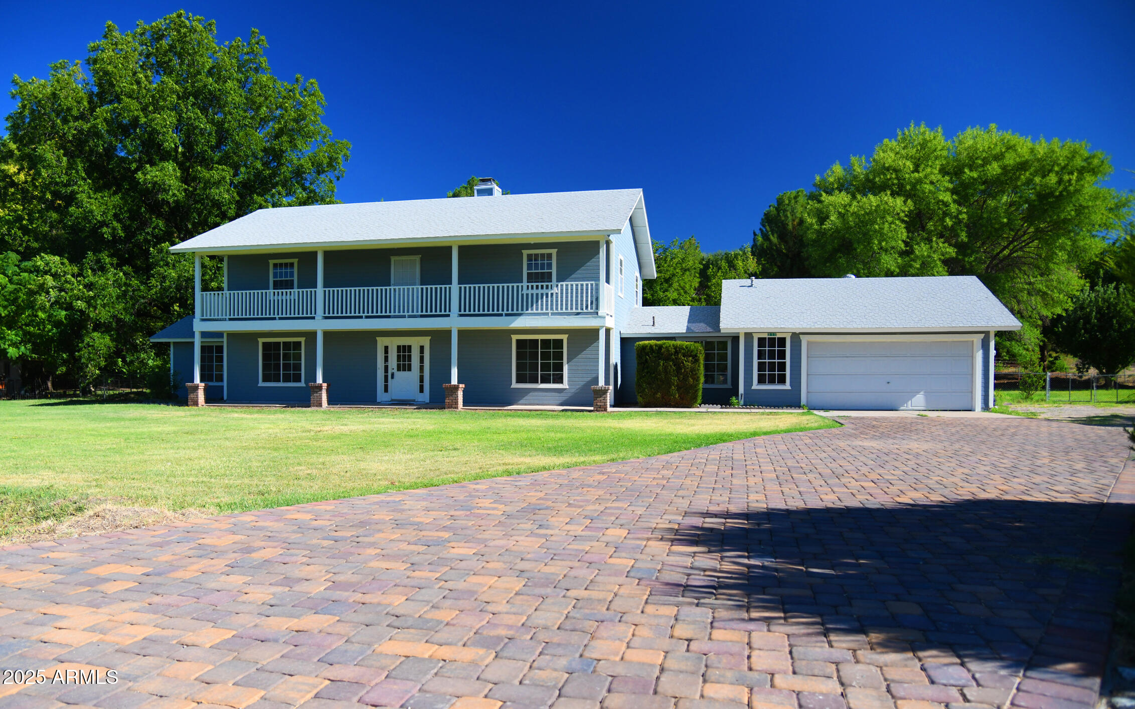 315 W Hereford Drive — photo