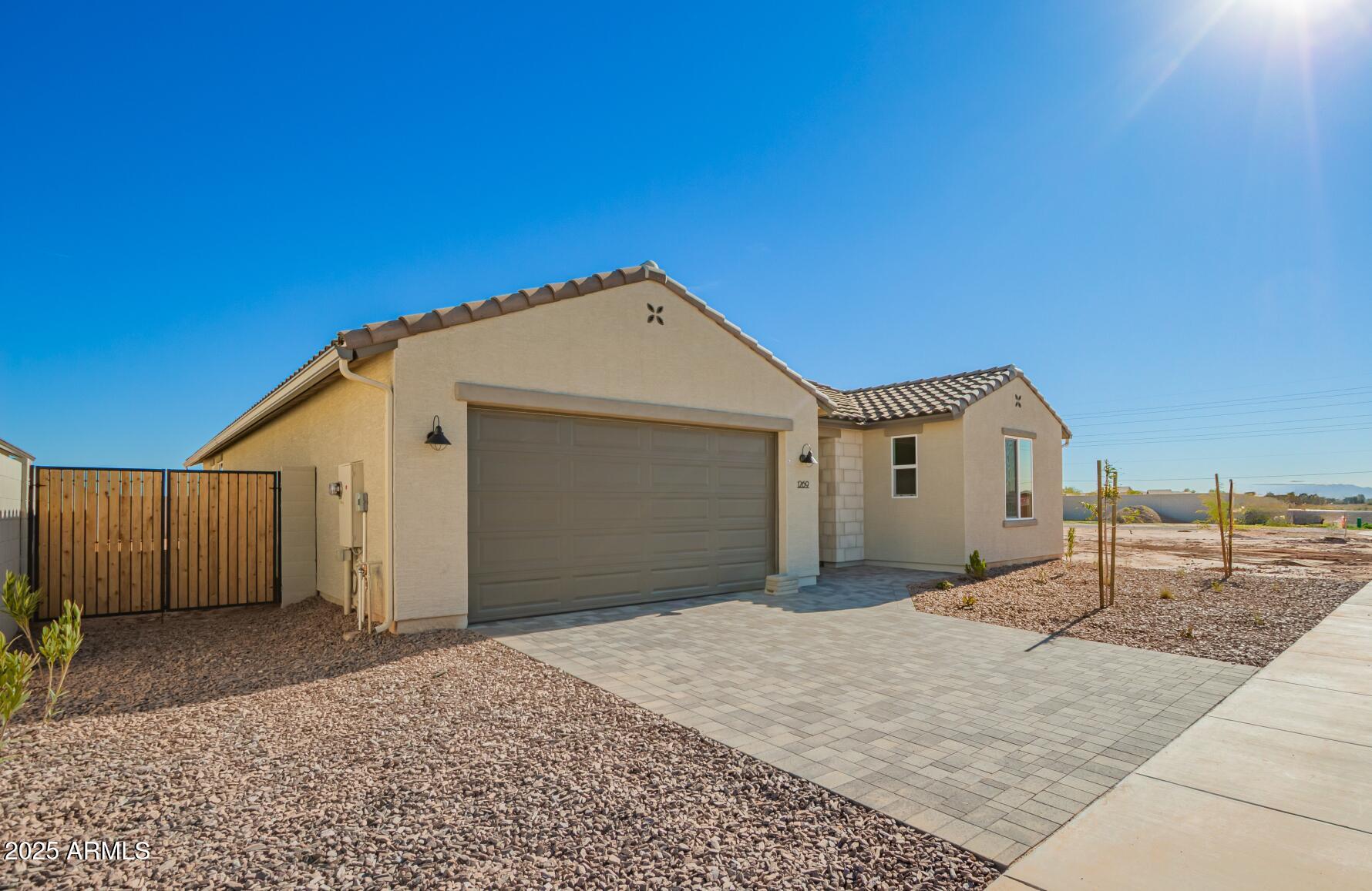 1269 E Ridgerock Loop — photo