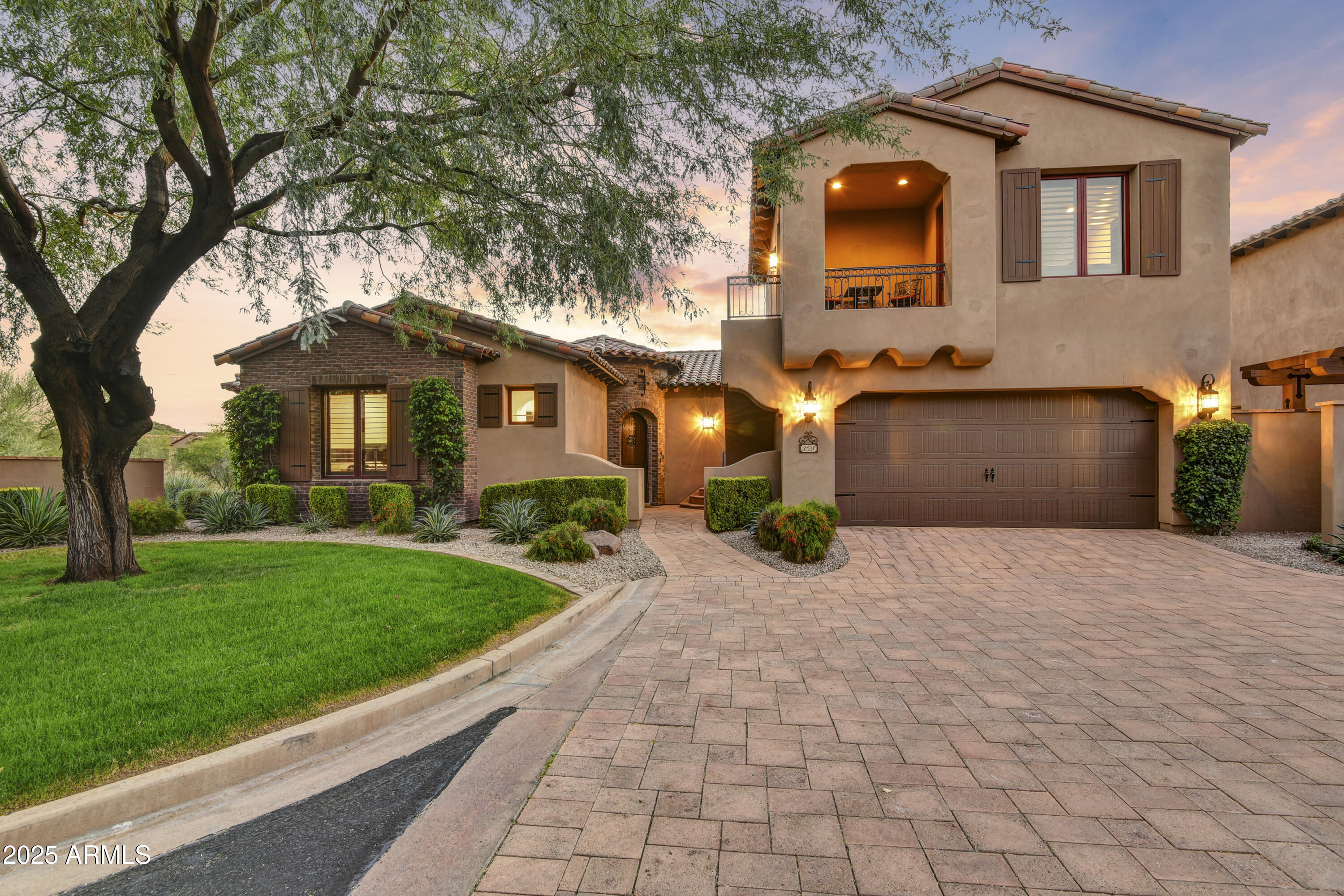 3128 S Honeysuckle Court — photo