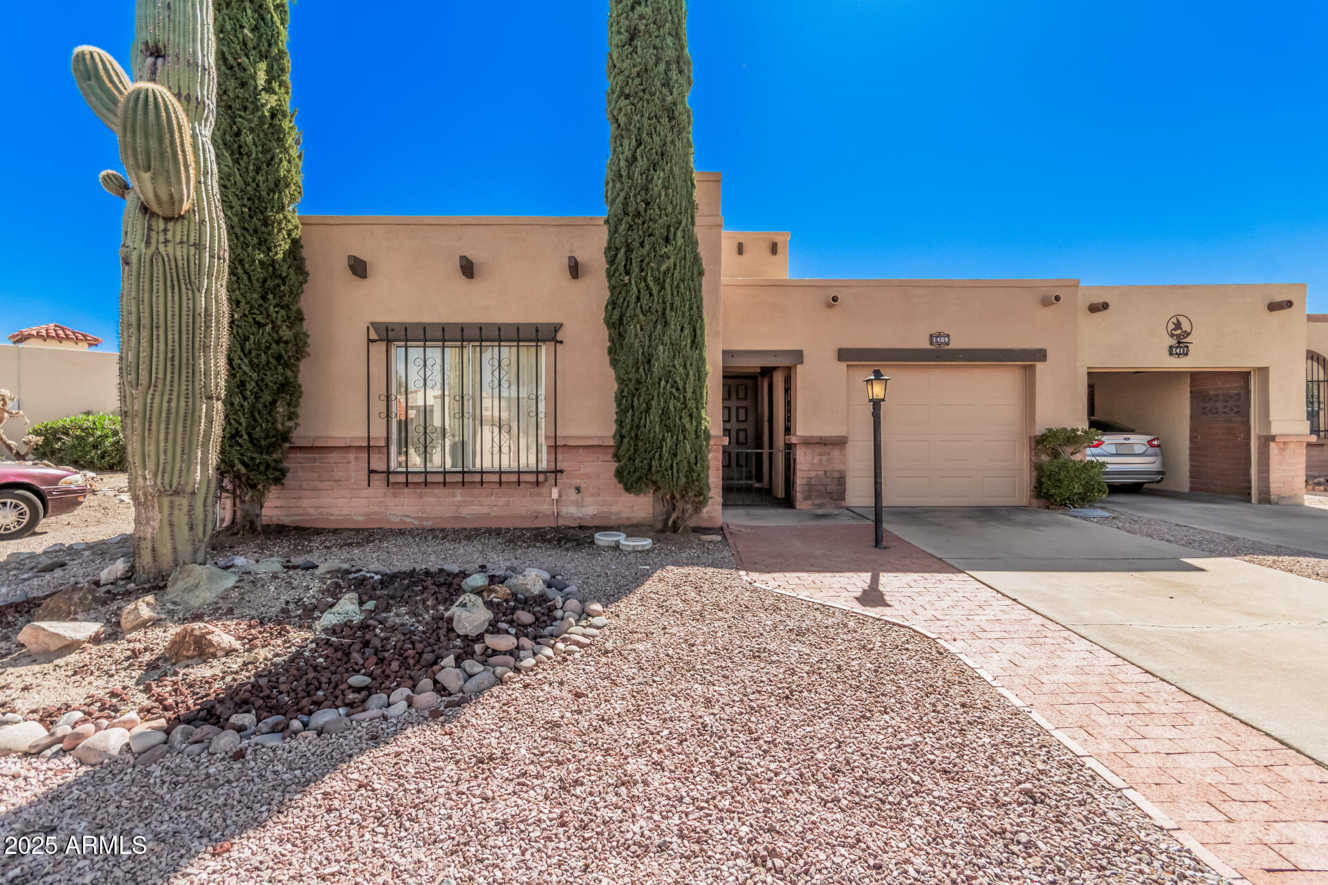 1409 W Calle Mendoza — photo