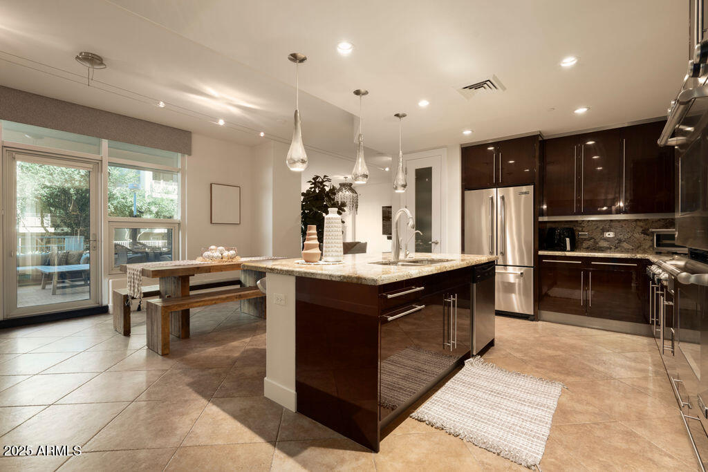 140 E Rio Salado Parkway 111 — photo
